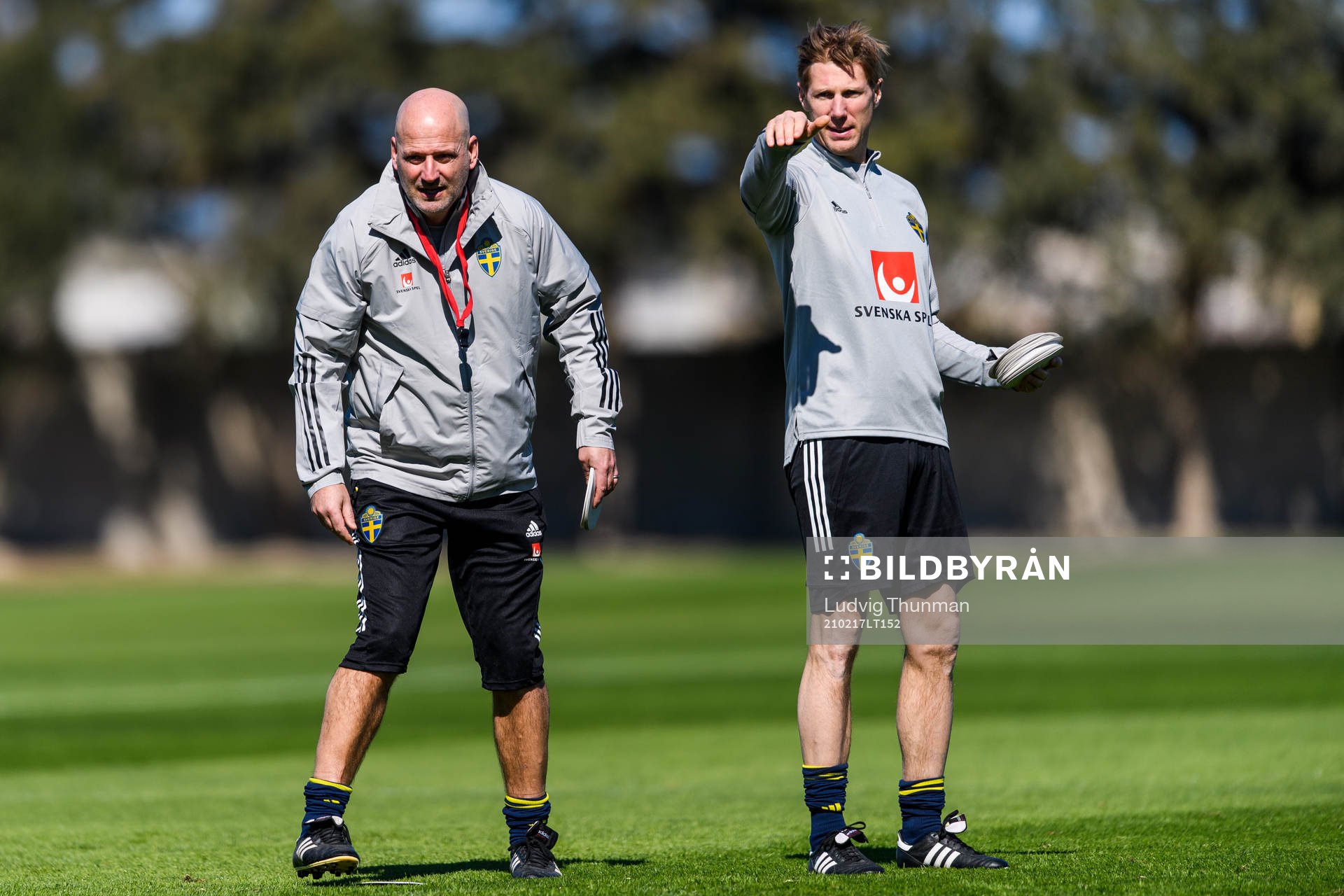 Magnus Wikman, assistant coach and Rasmus Wallin, sports