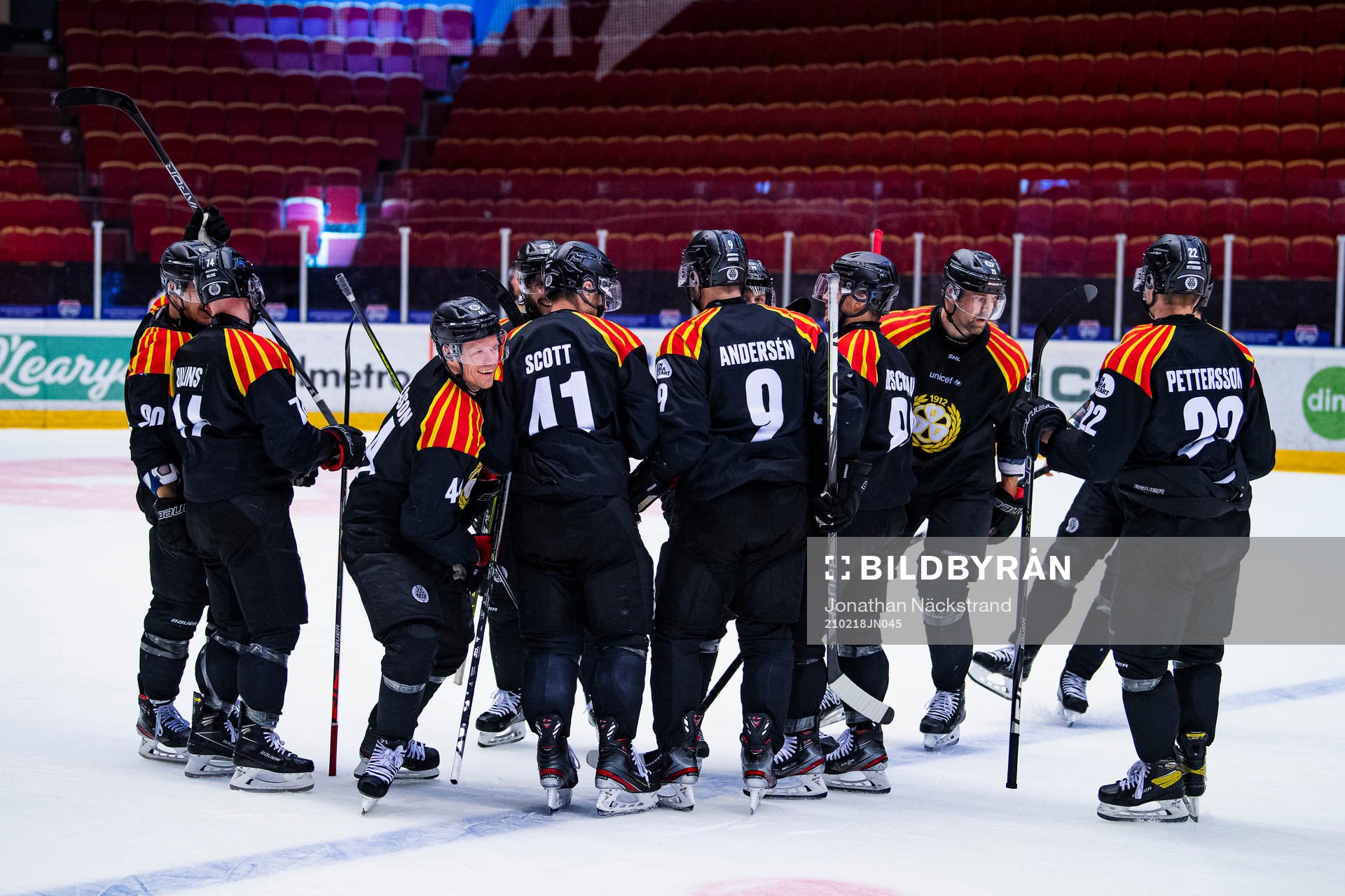 Brynäs spelare jublar