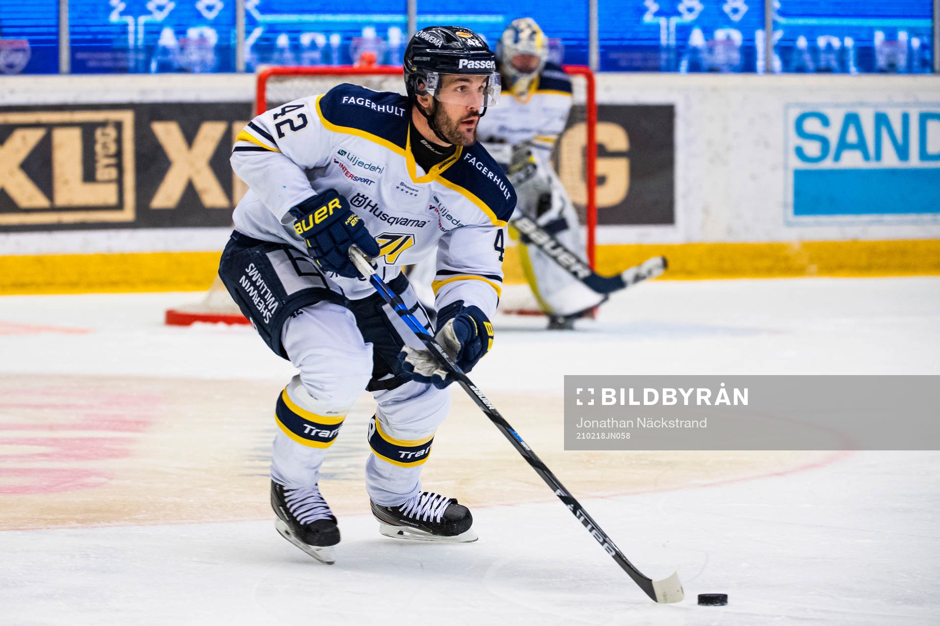 s Niklas Arell