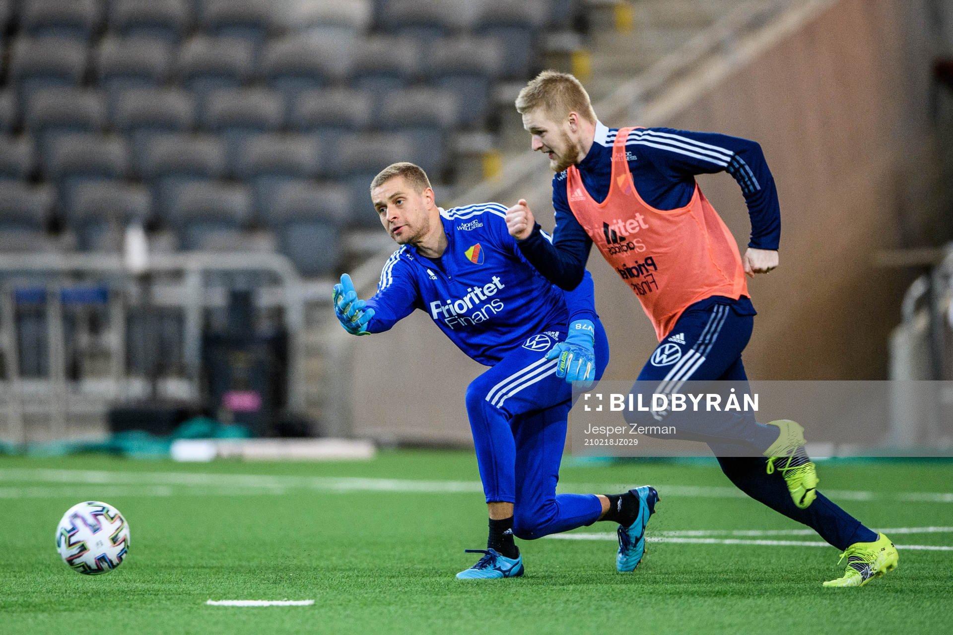 Djurgårdens målvakt Aleksandr Vasyutin och Kalle Holmberg