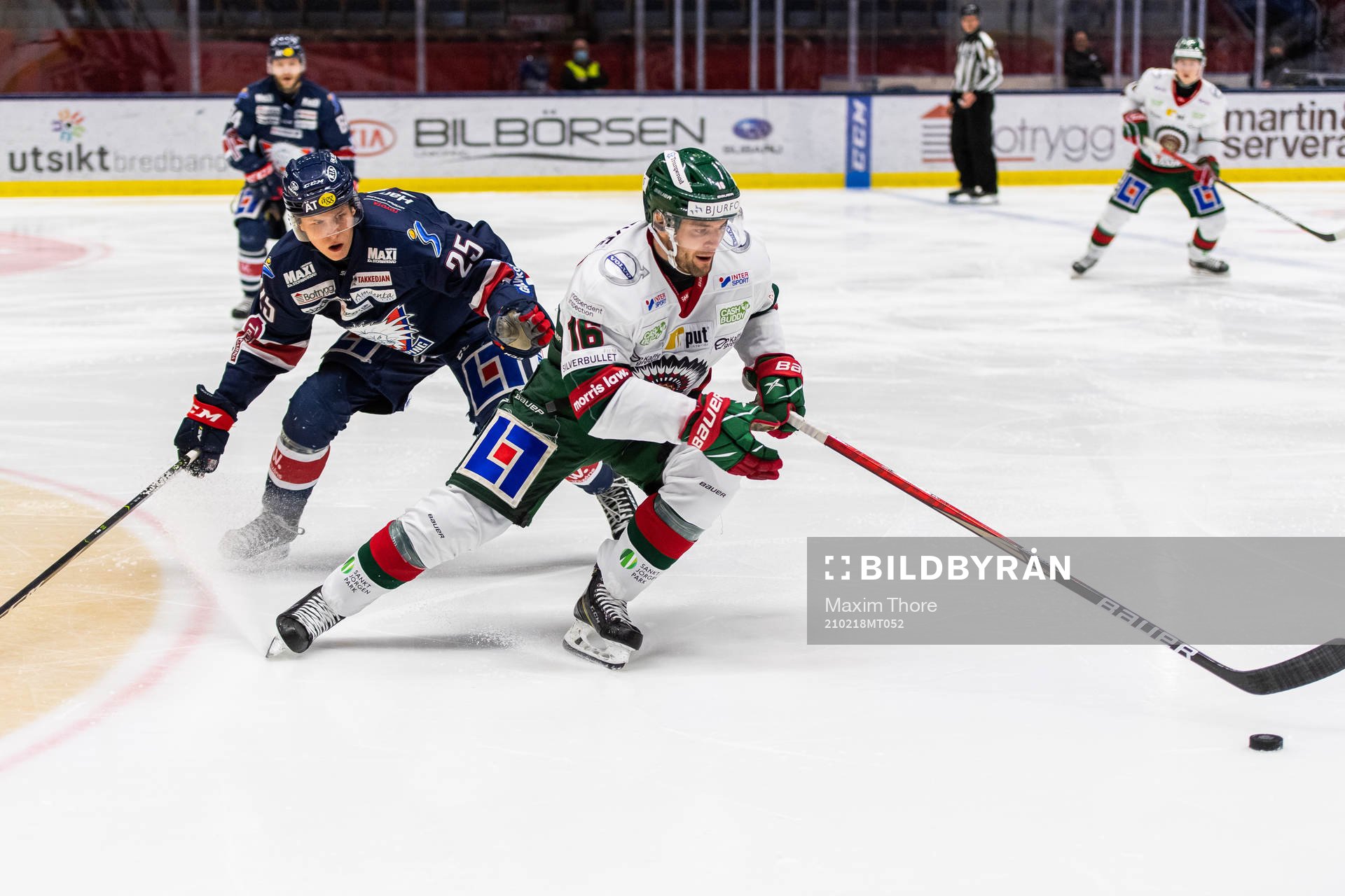 Linköpings Mattias Bäckman och Frölundas Stefan Elliot