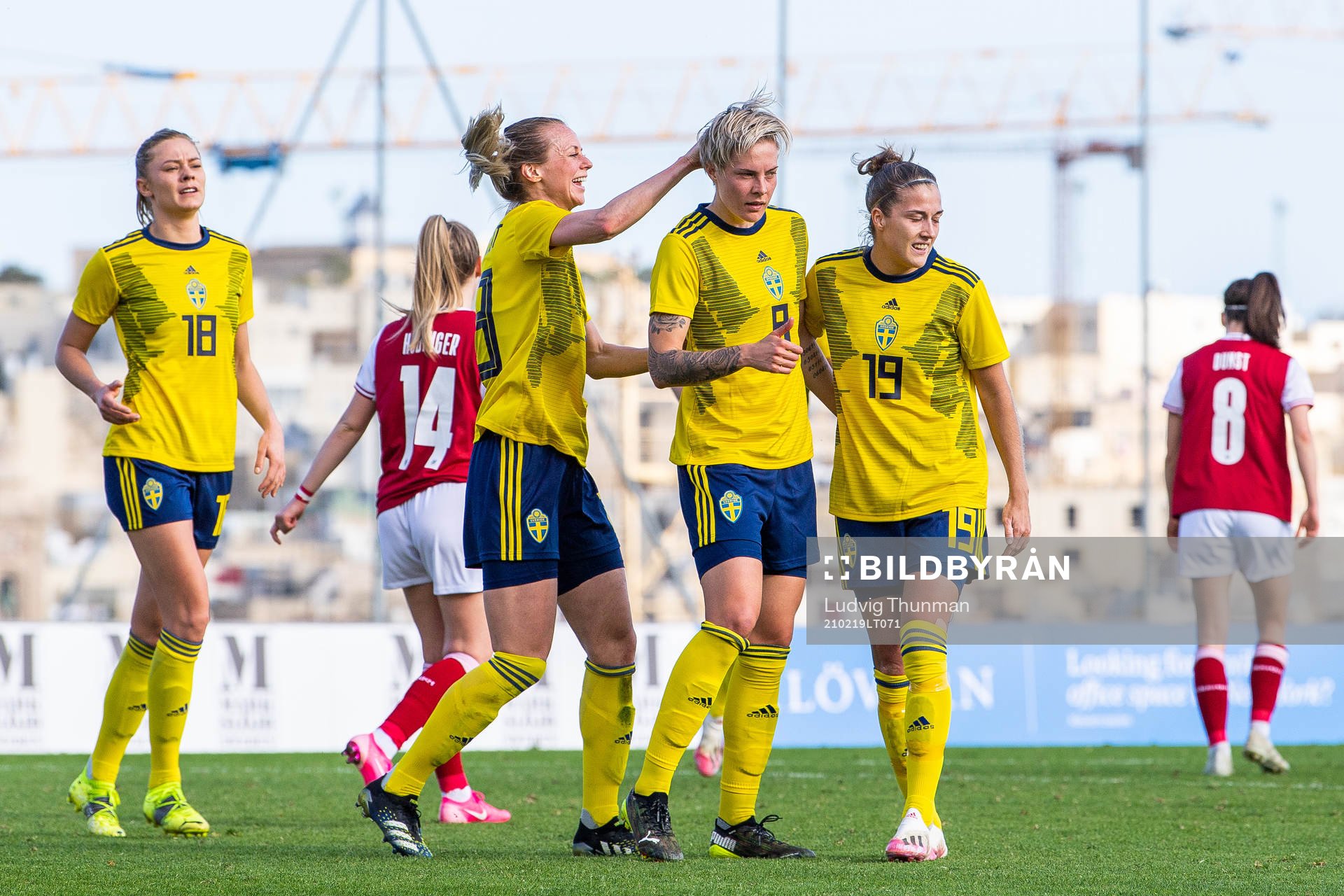 Lina Hurtig of Sweden celebrates with Amanda Ilestedt and