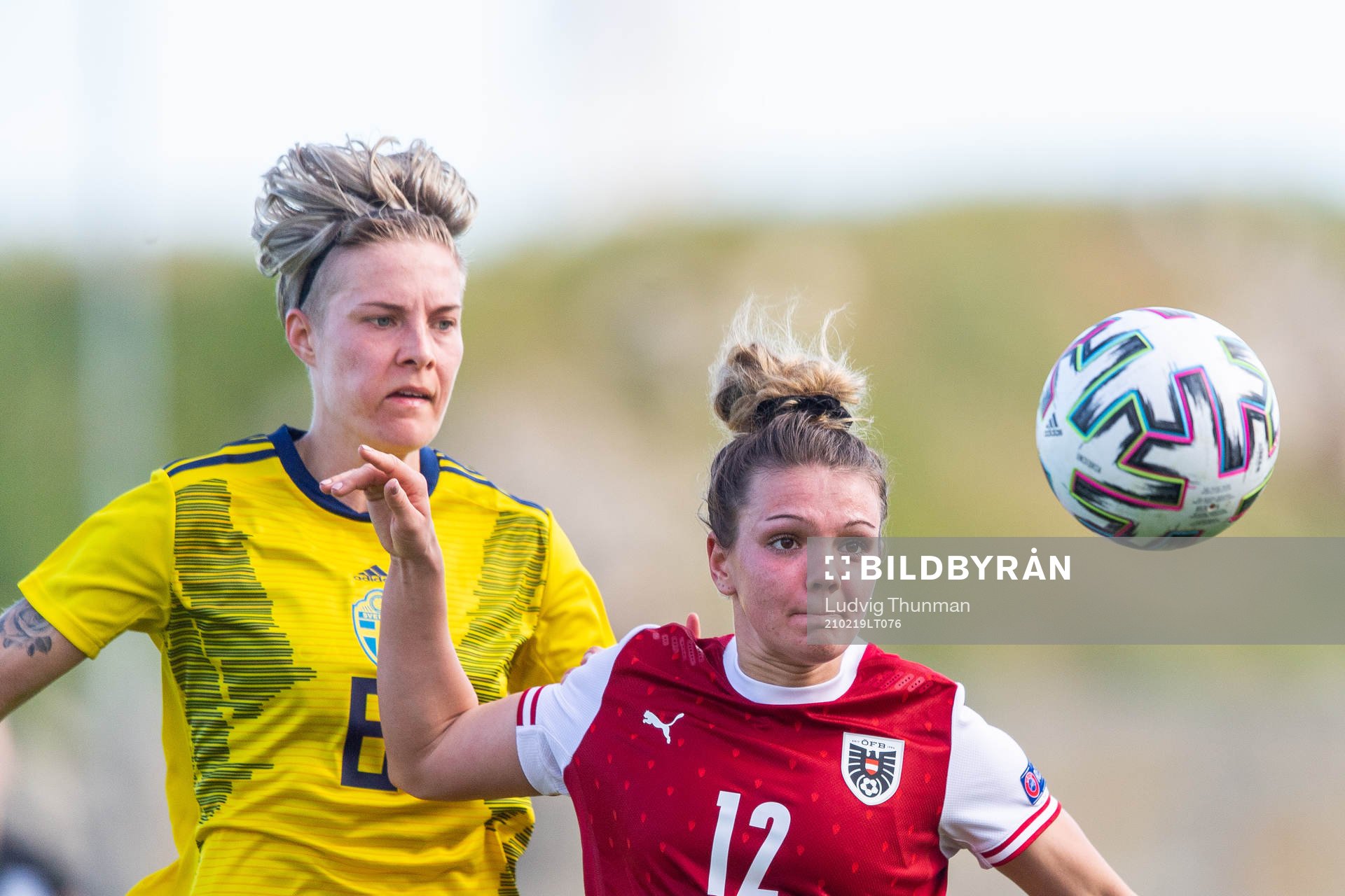 Lina Hurtig of Sweden and Laura Wienroither of Austria