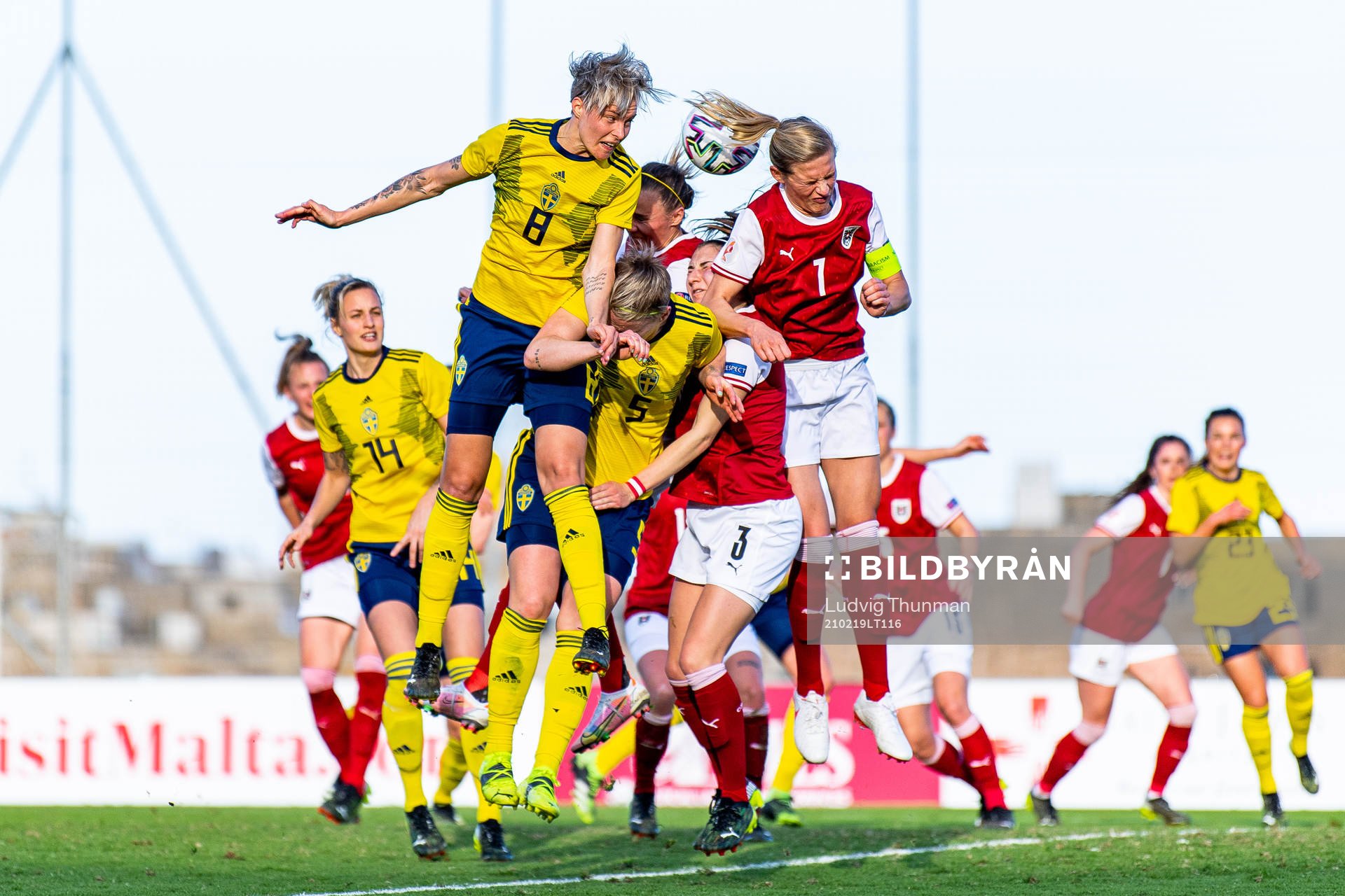 Lina Hurtig of Sweden and Carina Wenninger of Austria