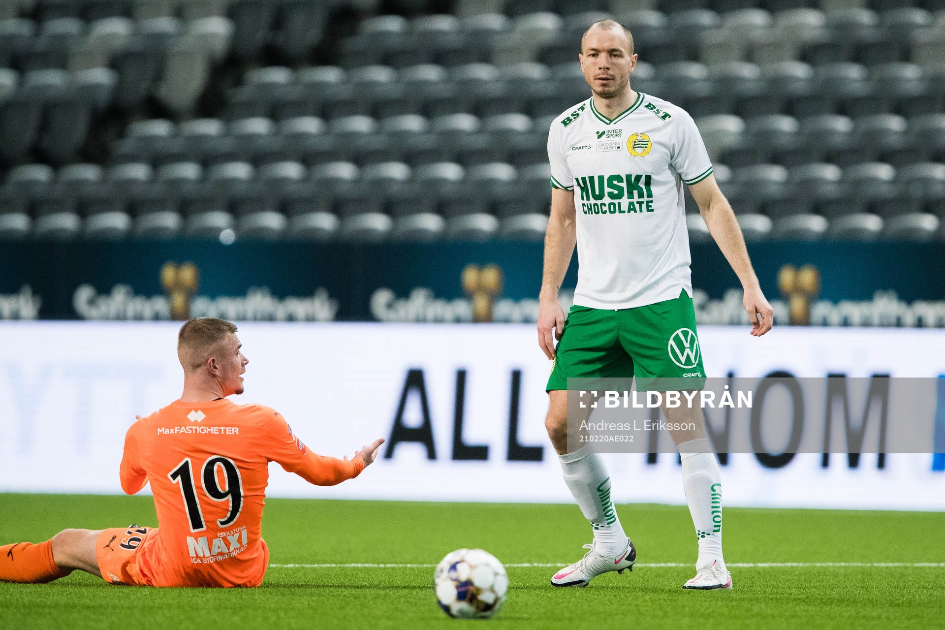 AFC Eskilstunas Alexander Ahl Holmström reagerar