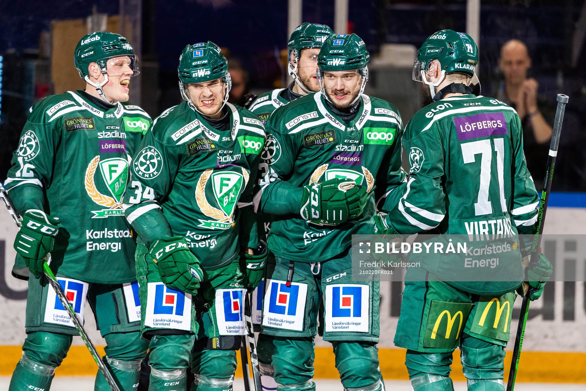 Färjestads Niclas Lundgren och Michael Lindqvist jublar