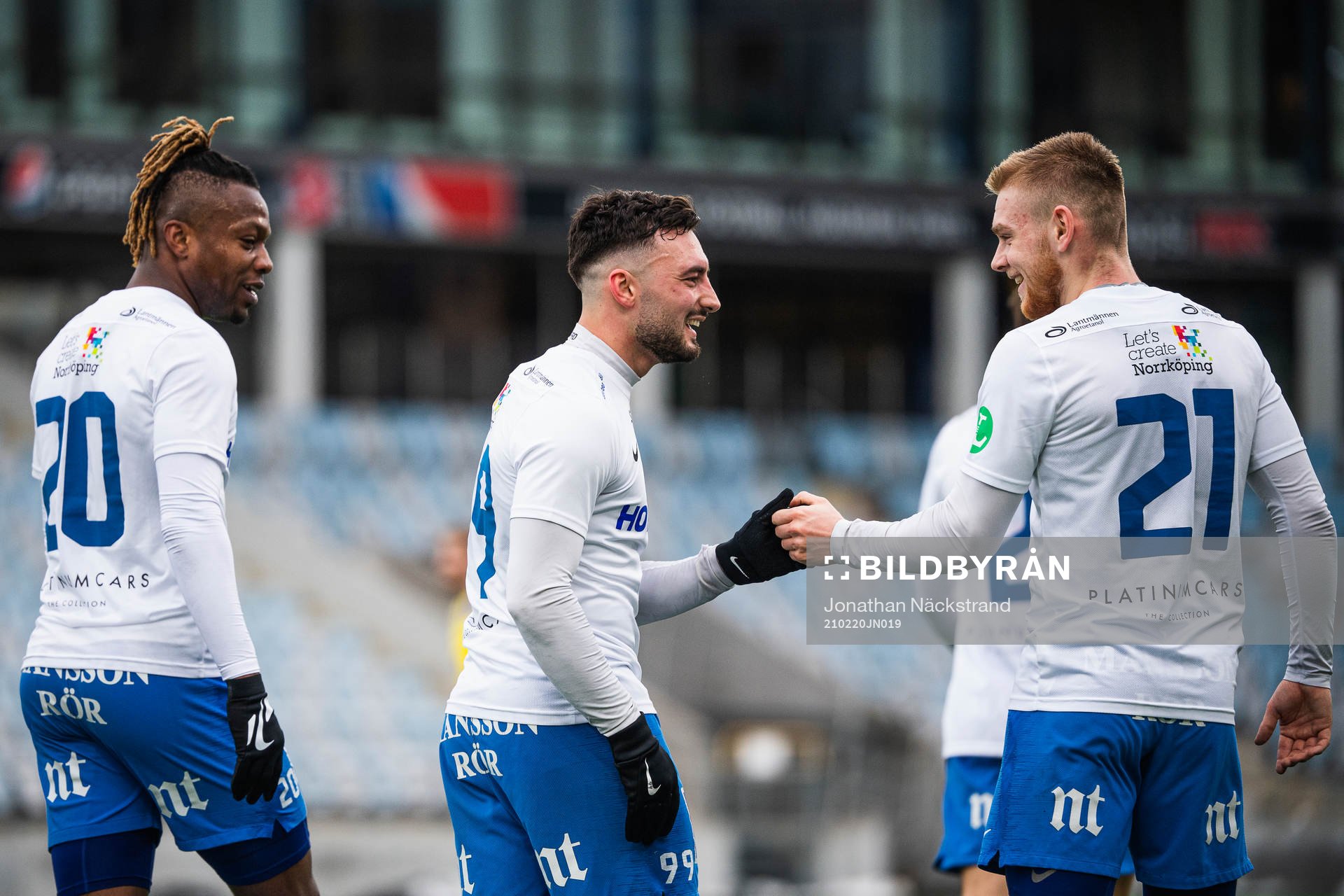 IFK Norrköpings Sead Haksabanovic jublar med lagkamraten