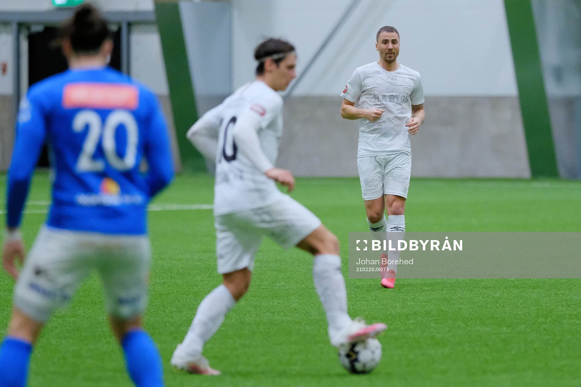 Örgrytes Jonathan Azulay under träningsmatchen i fotboll mellan Norrby och Örgryte den 20 februari 2021 i Borås. 