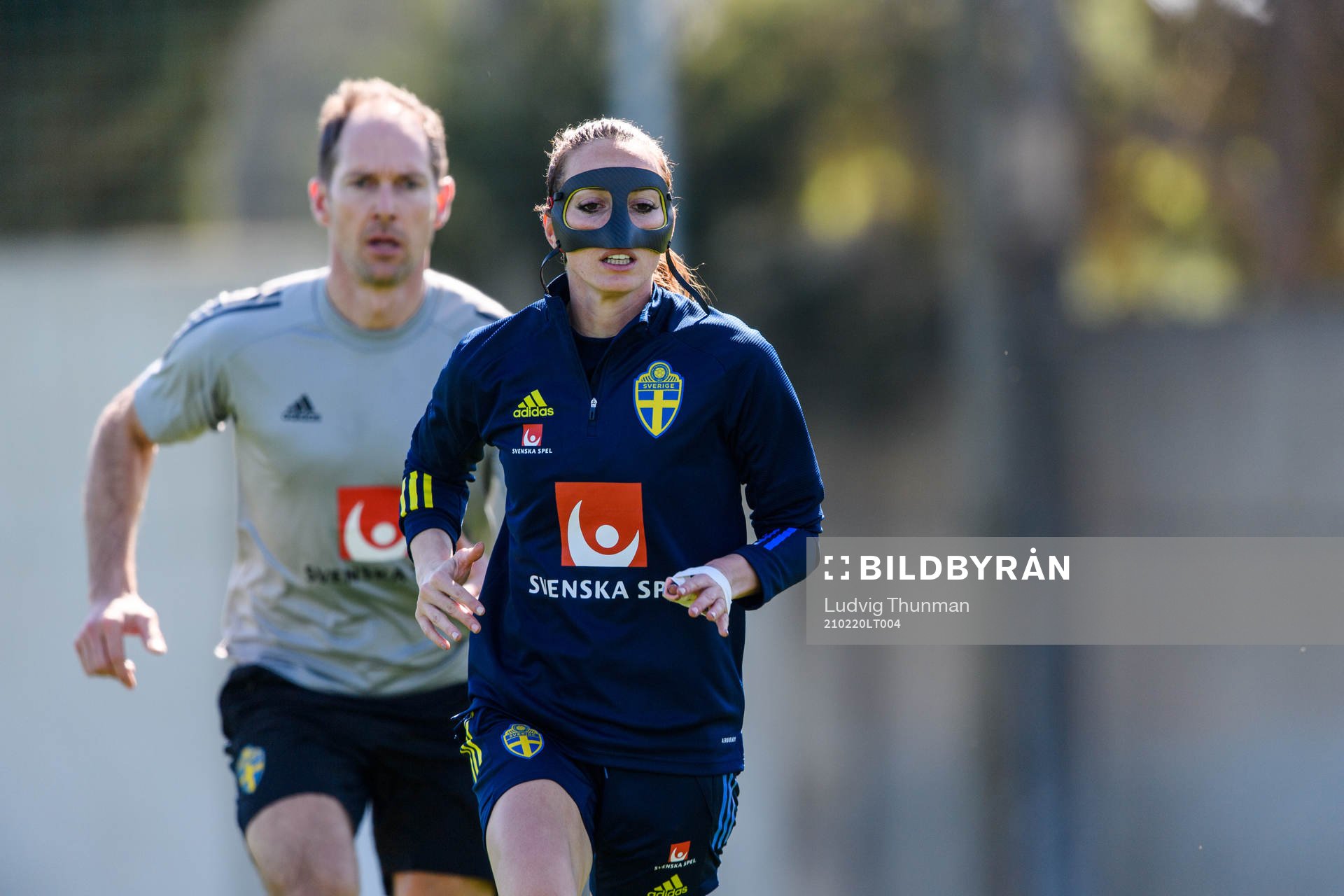Martin Bergqvist, physio and Kosovare Asllani in a