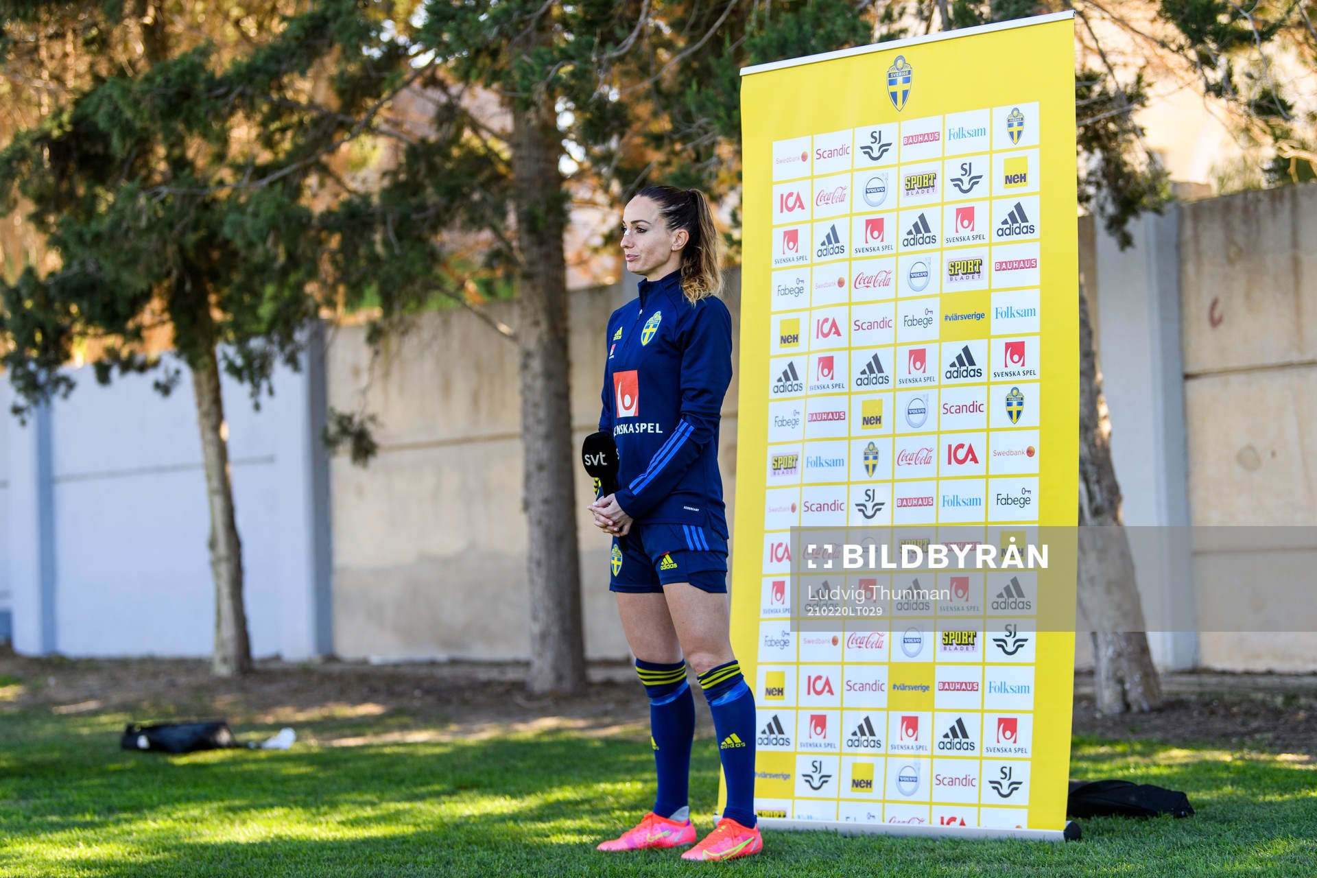 Kosovare Asllani is interviewed by the media
