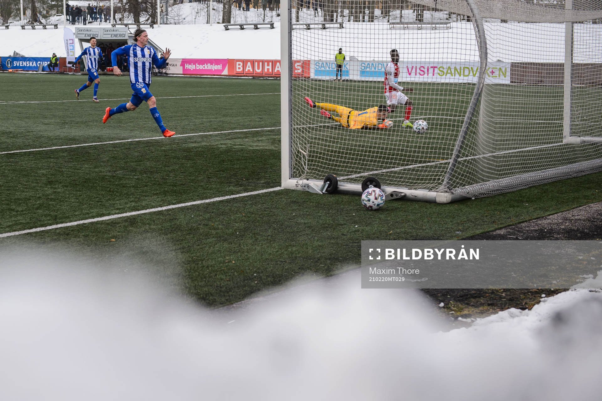Sandvikens Naeem Mohammed gör 1-0 bakom IFK Göteborgs