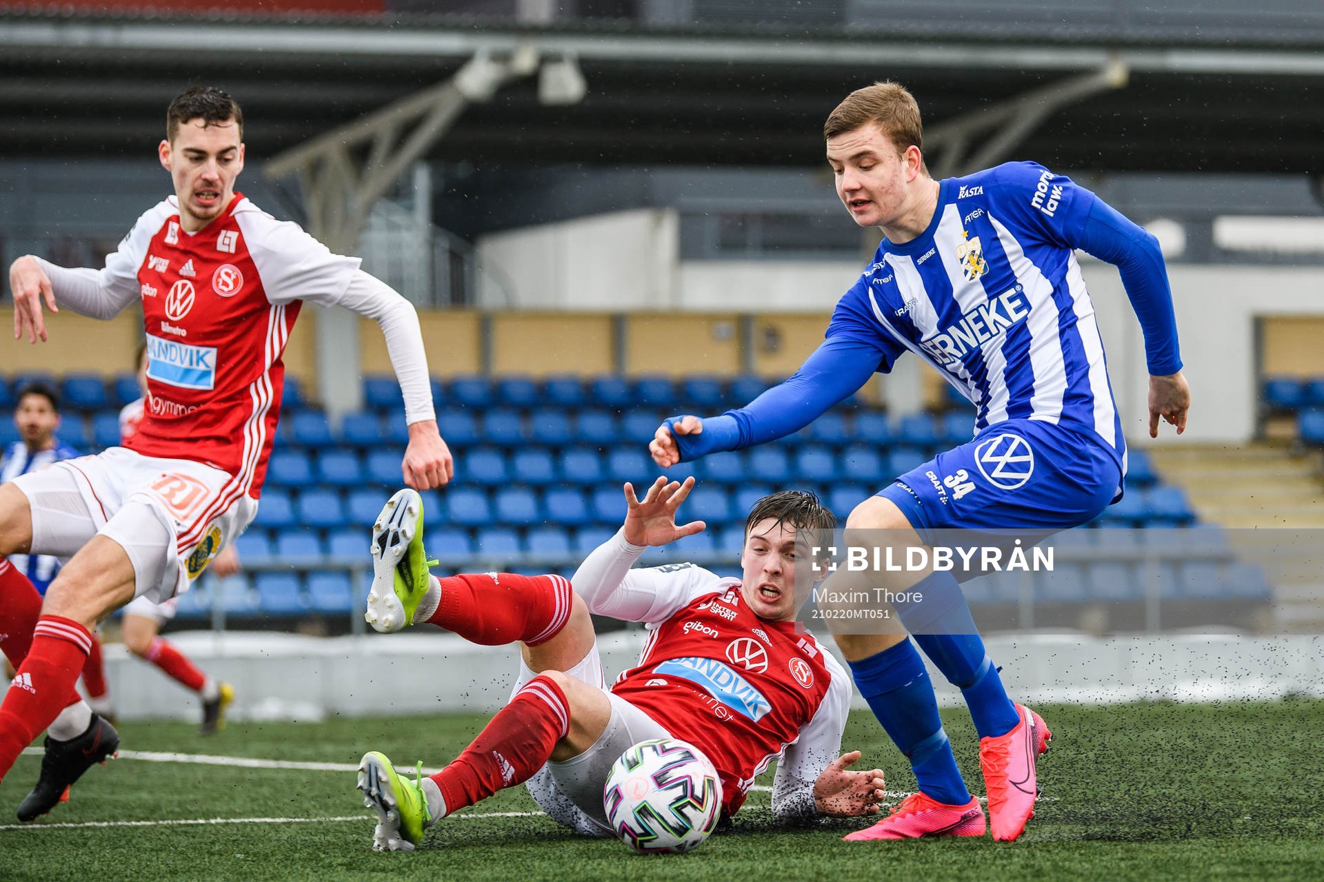 Sandvikens Gustav Thörn och IFK Göteborgs Alfons Nygaard