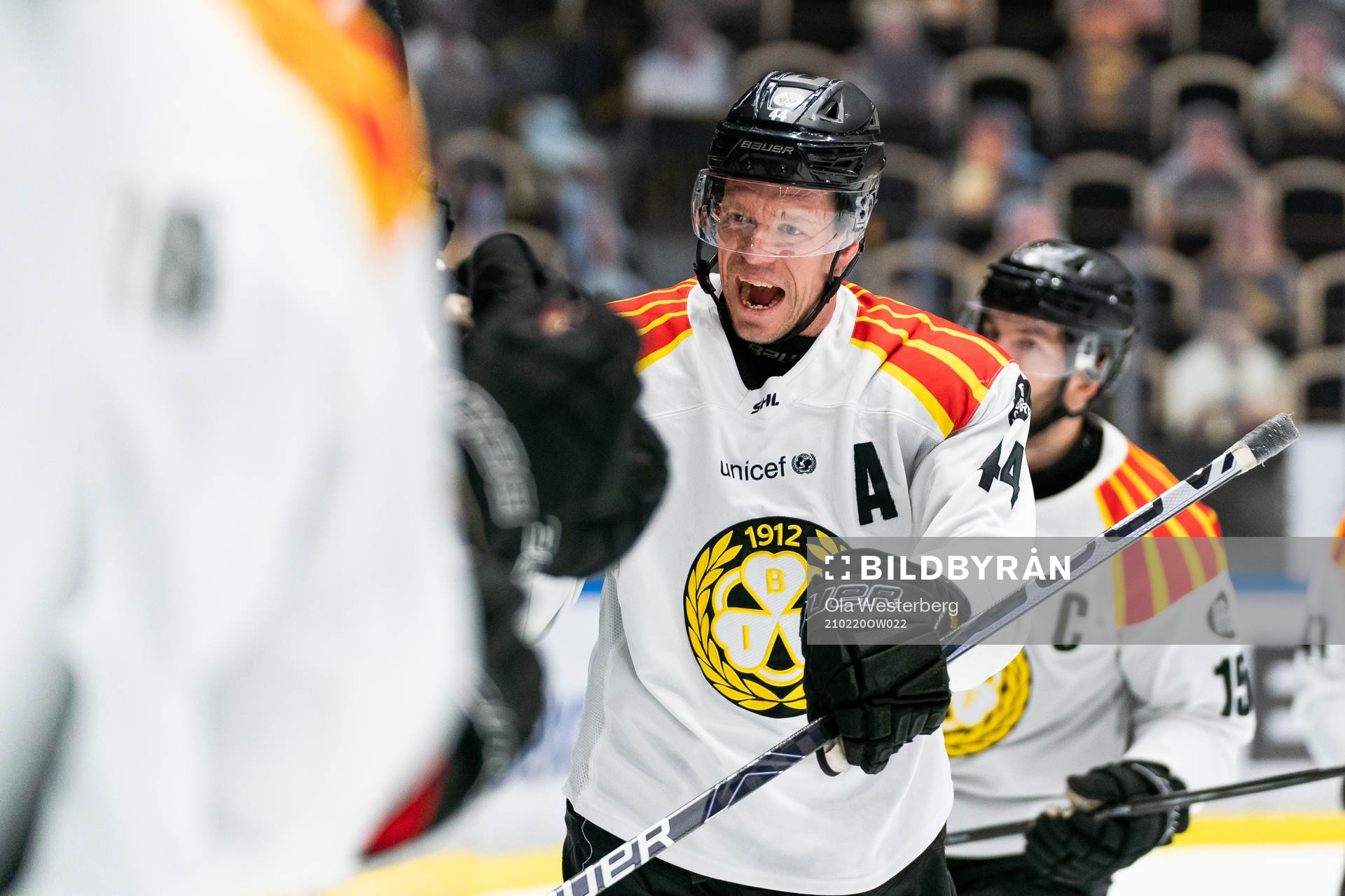 Brynäs Nicklas Danielsson jublar