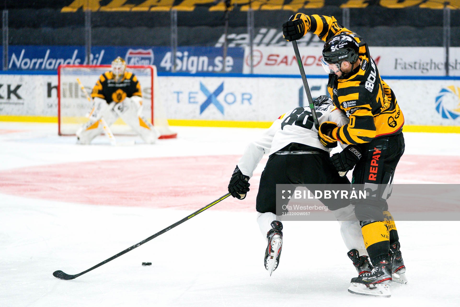 Brynäs Jadeon Descheneau och Skellefteås Joakim Lindström
