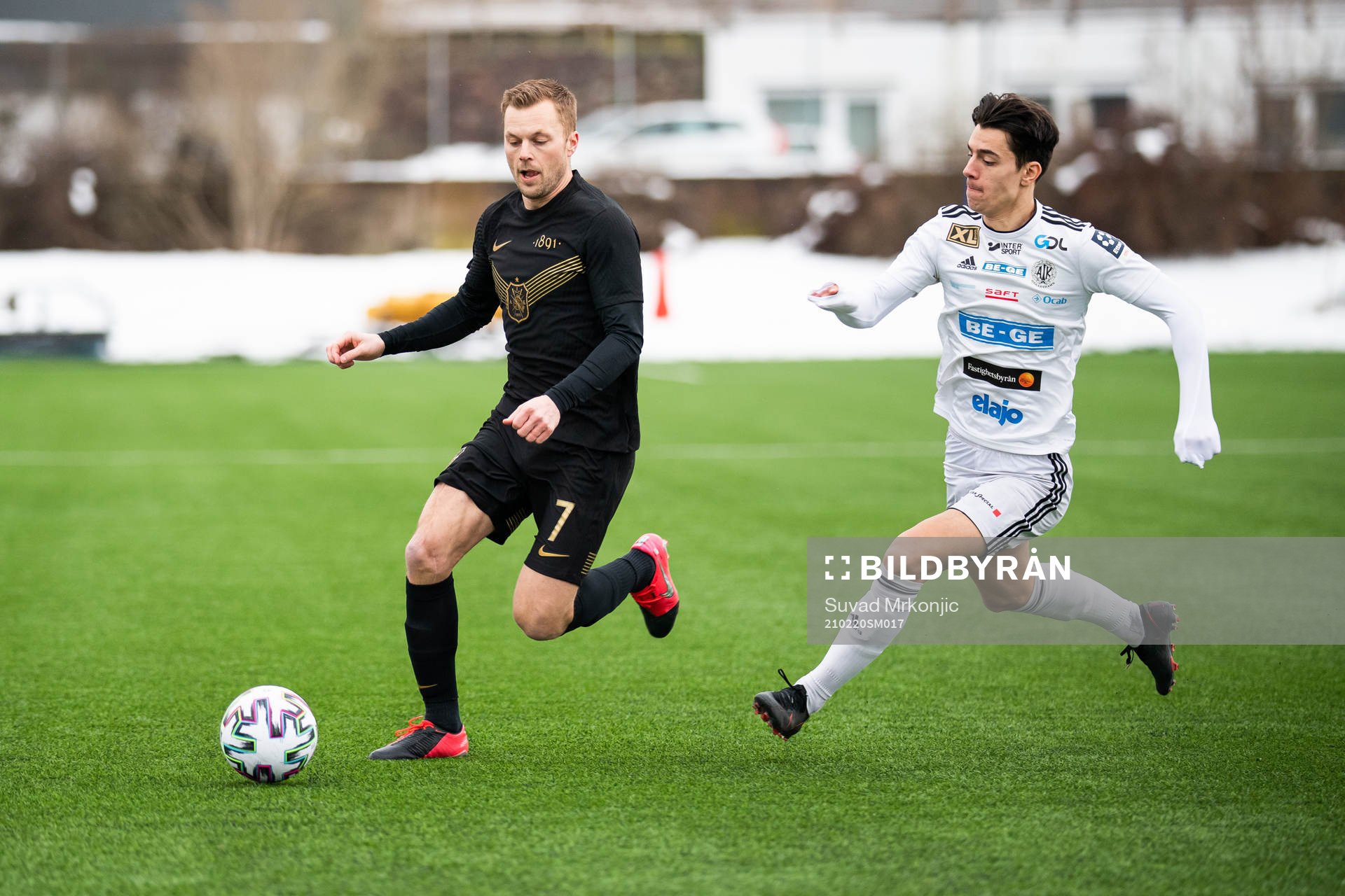 s Sebastian Larsson