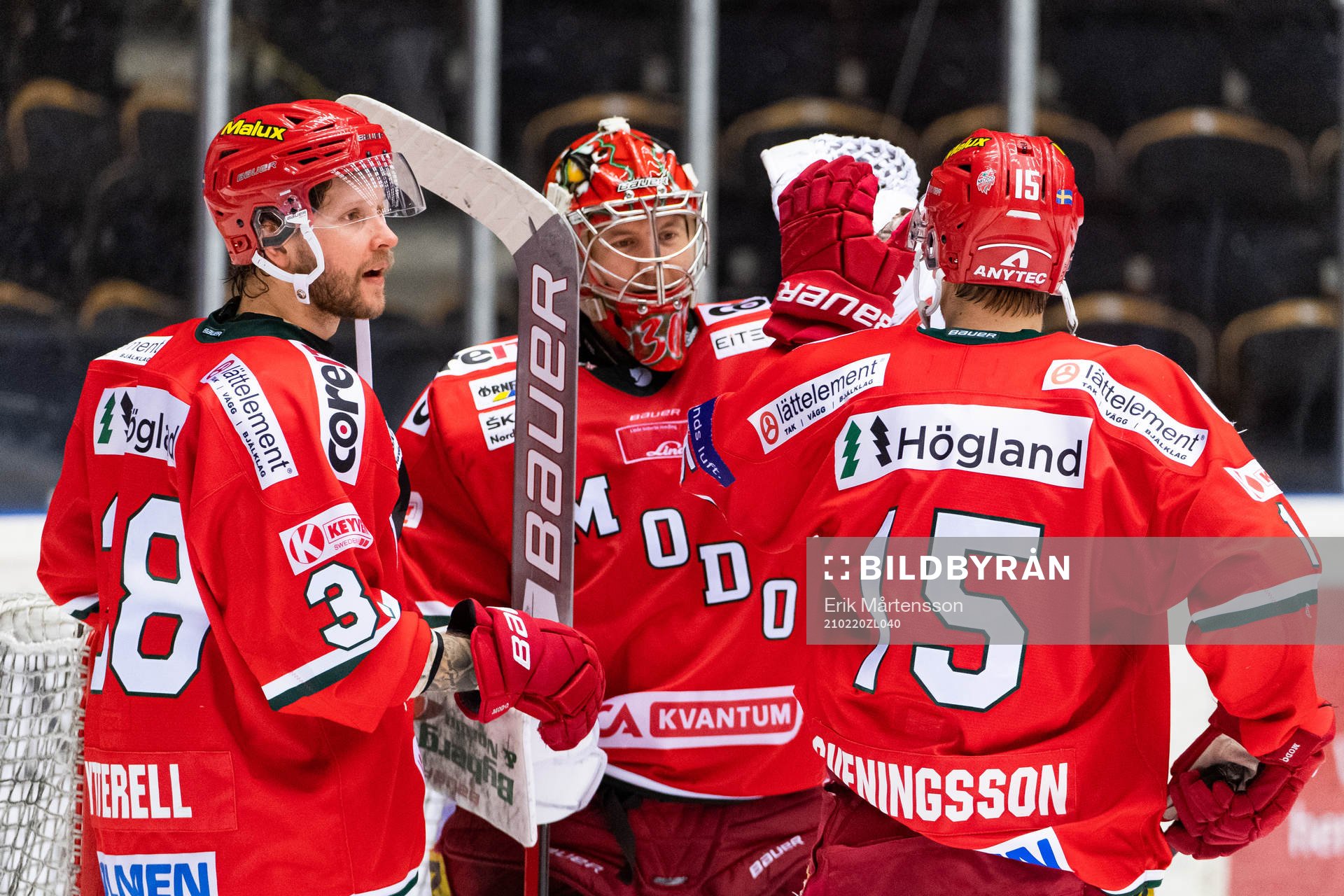 Modos Alexander Ytterell, målvakt Anthony Petersoch Filip