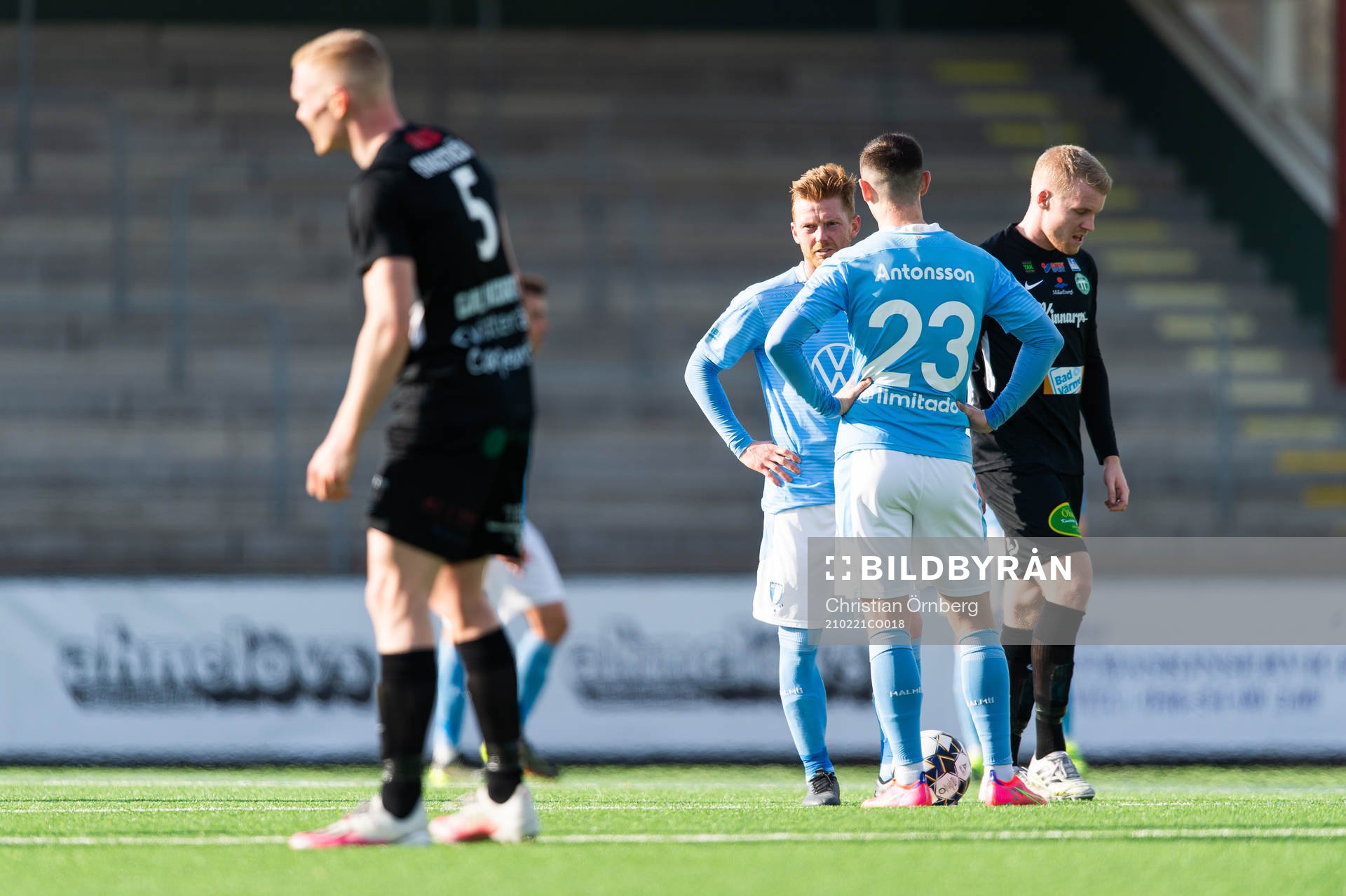 Malmö FFs Anders Christiansen och Marcus Antonsson deppar