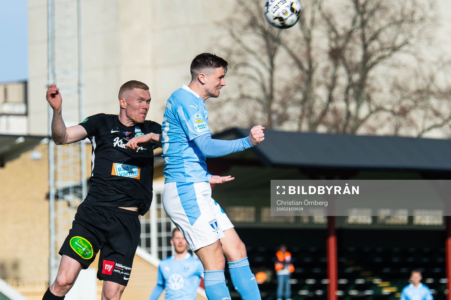 Västerås David Engström och Malmö FFs Marcus Antonsson