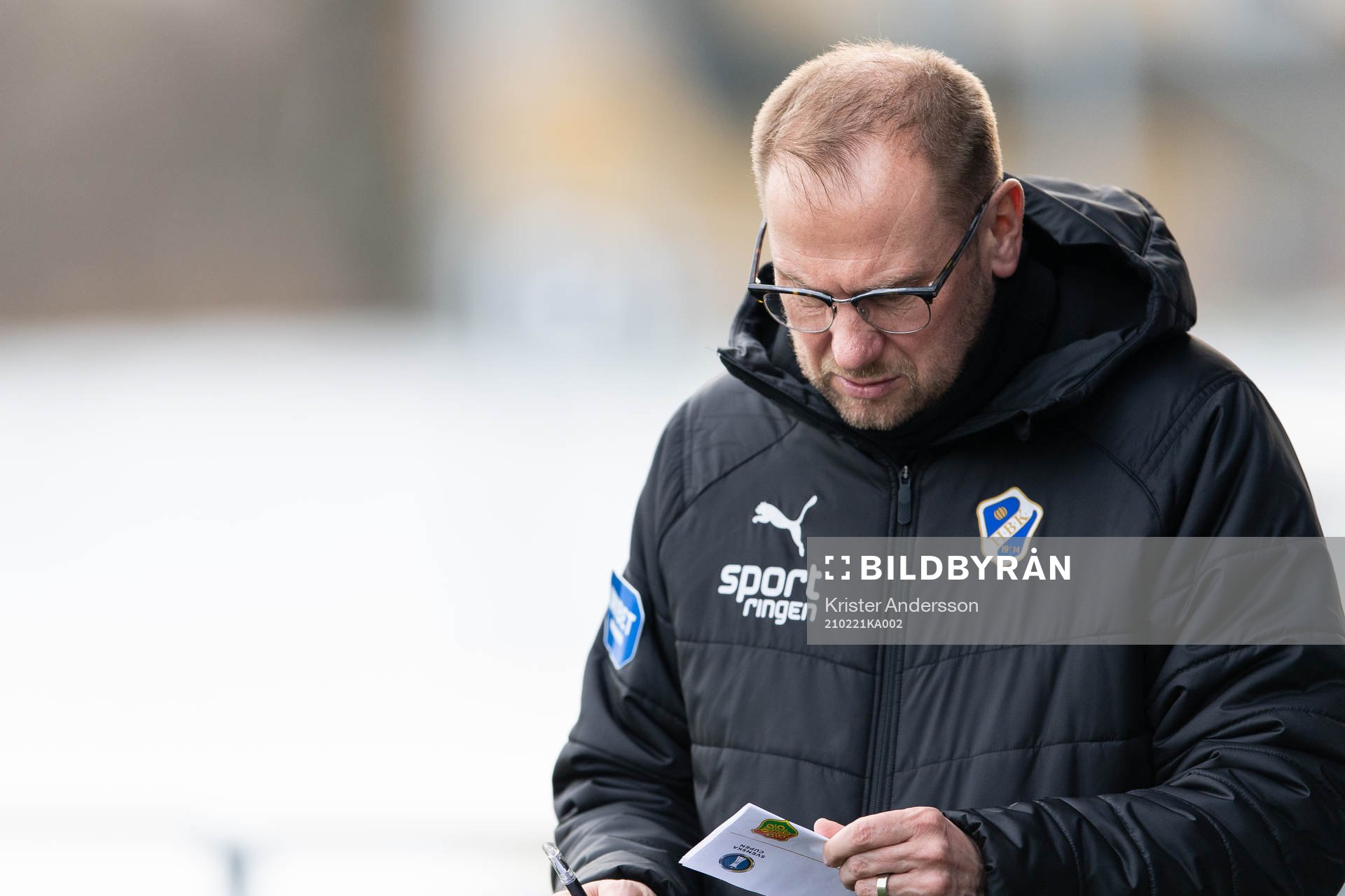 Halmstads tränare Magnus Haglund före fotbollsmatchen i