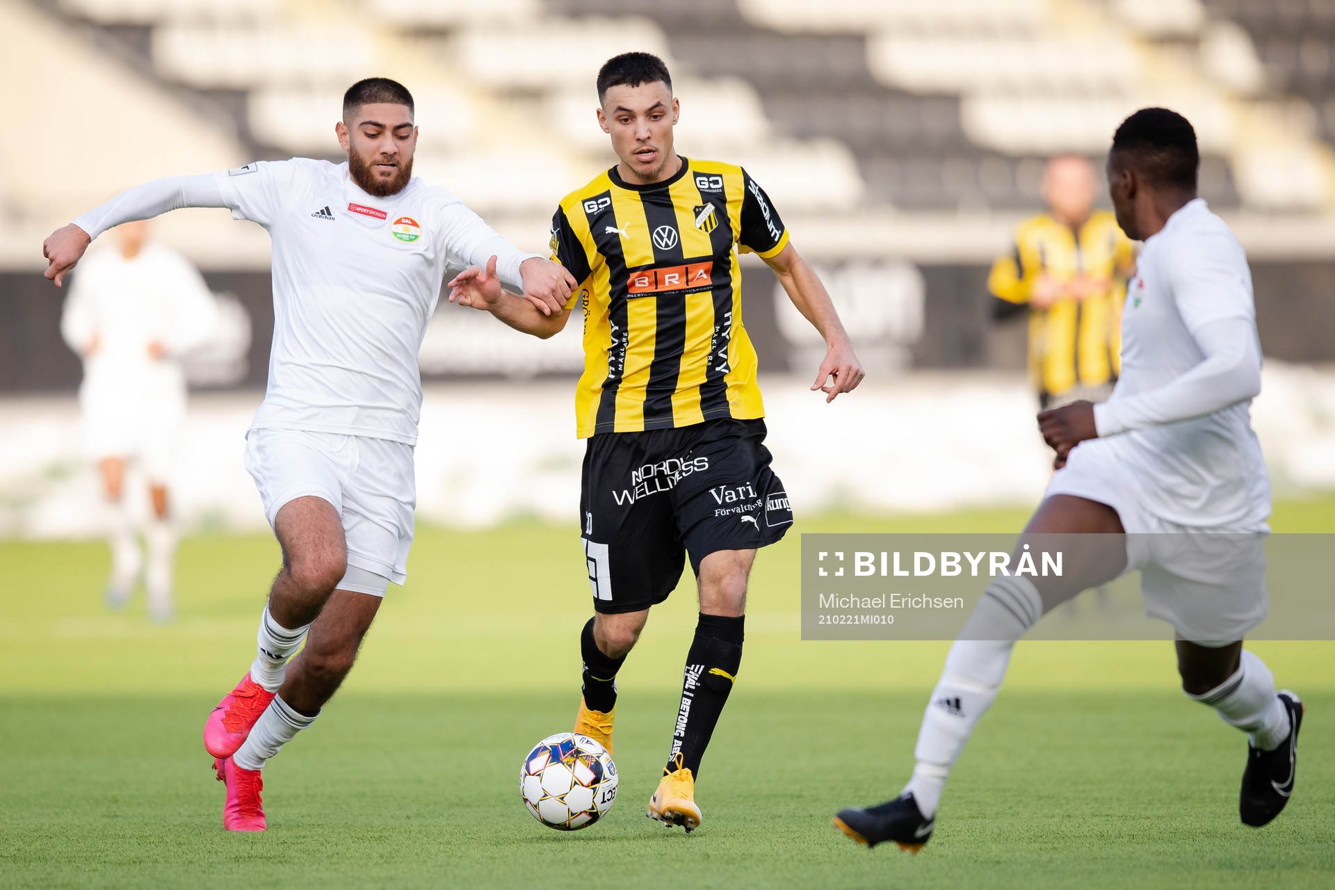 Dalkurds Rassa Rahmani och Häckens Ali Youssef