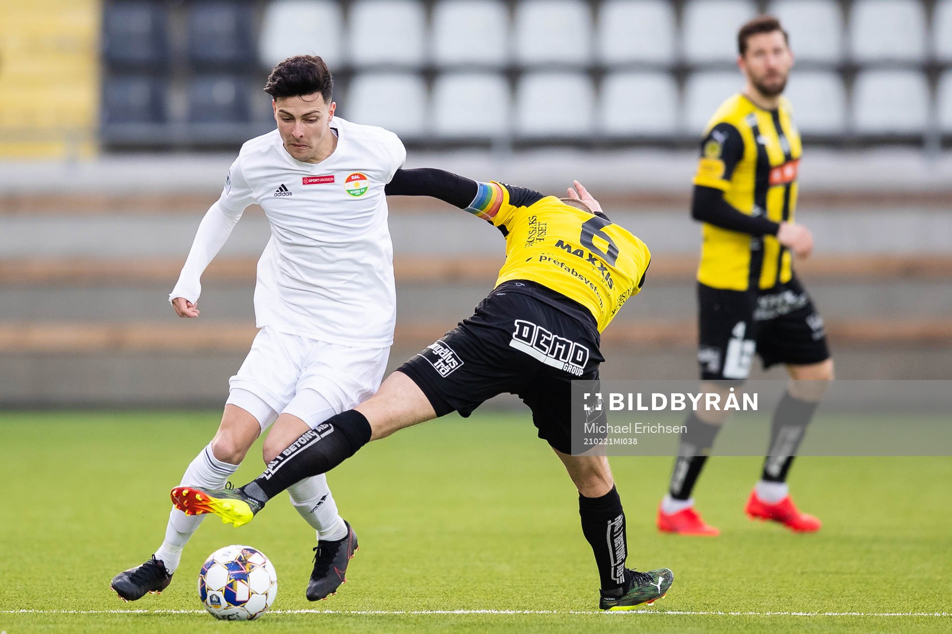 Dalkurds Ezequiel Montagna och Häckens Alexander Faltsetas