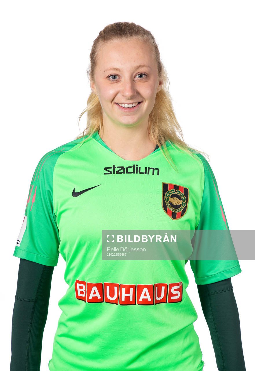 Brommapojkarnas målvakt Josephine Frigge
