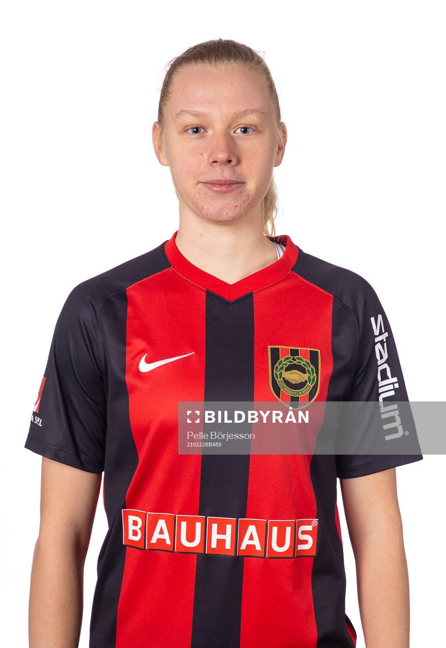 Brommapojkarnas Sofia Parkner poserar för ett porträtt den 22 februari 2021 i Stockholm.