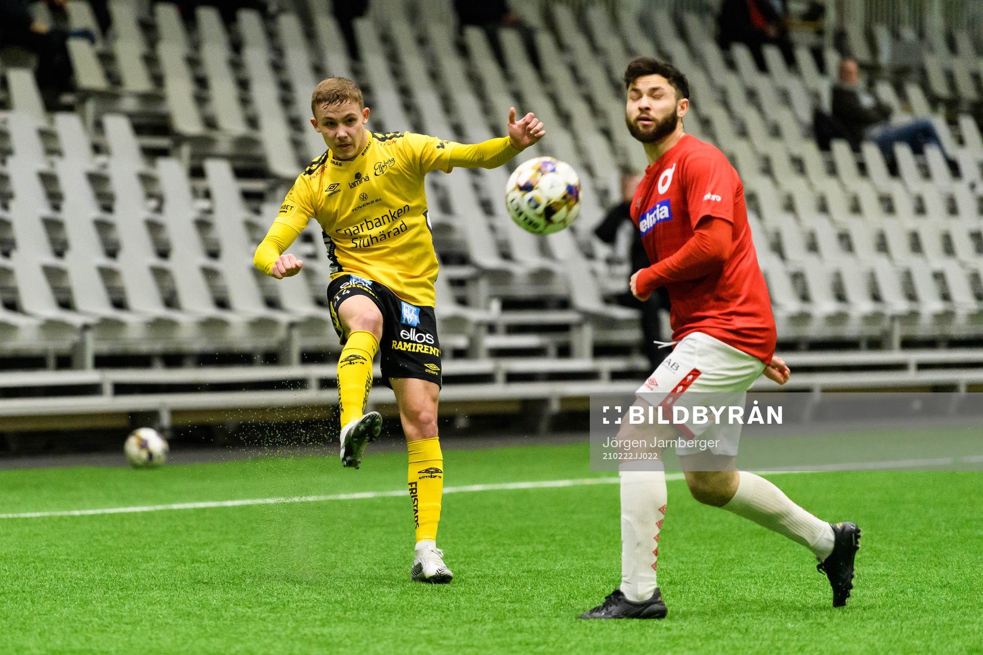 Elfsborgs Jacob Ondrejka och Degerfors Jonathan Tamimi
