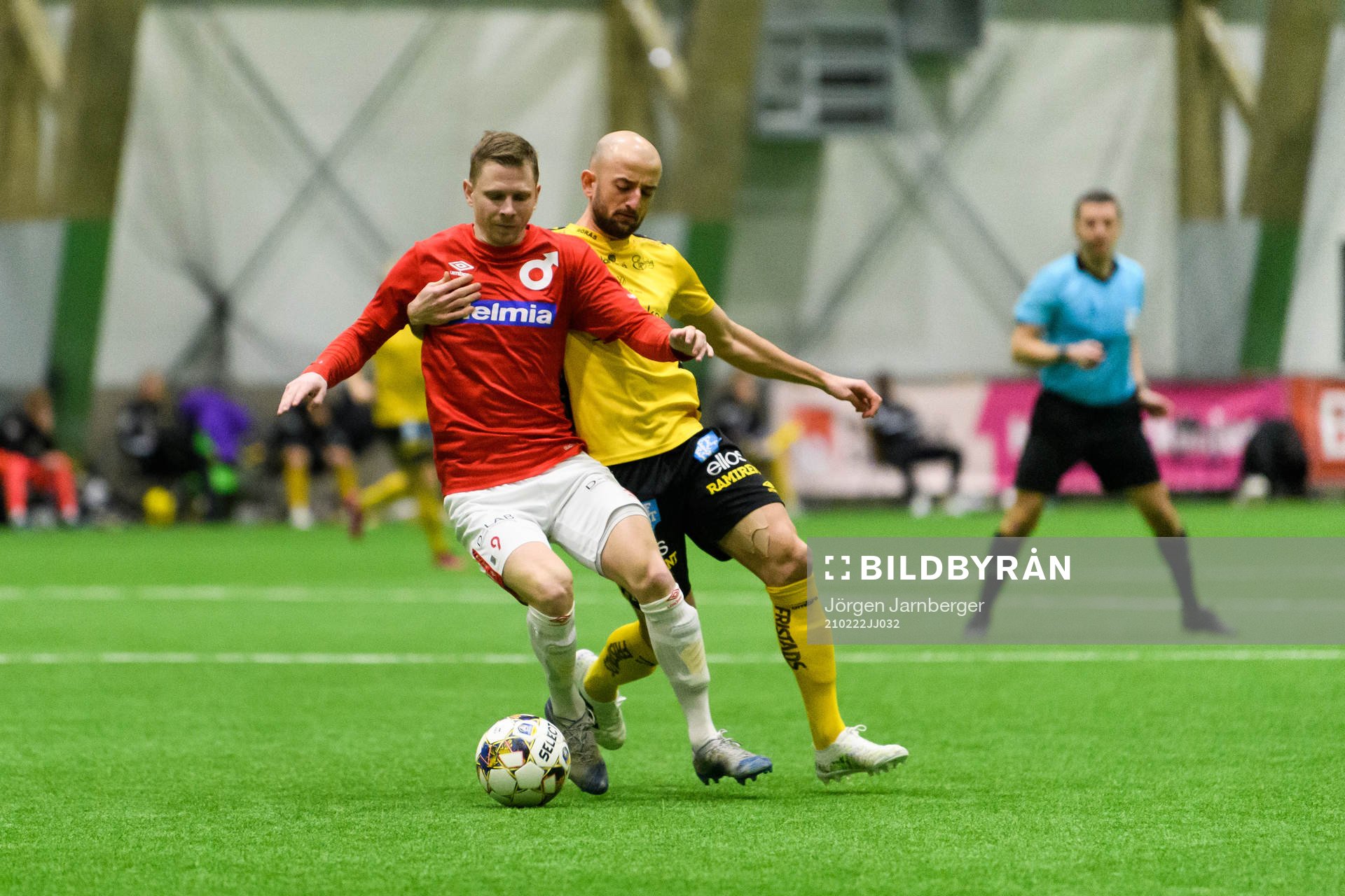 Degerfors Johan Bertilsson och Elfsborgs Robert Gojani