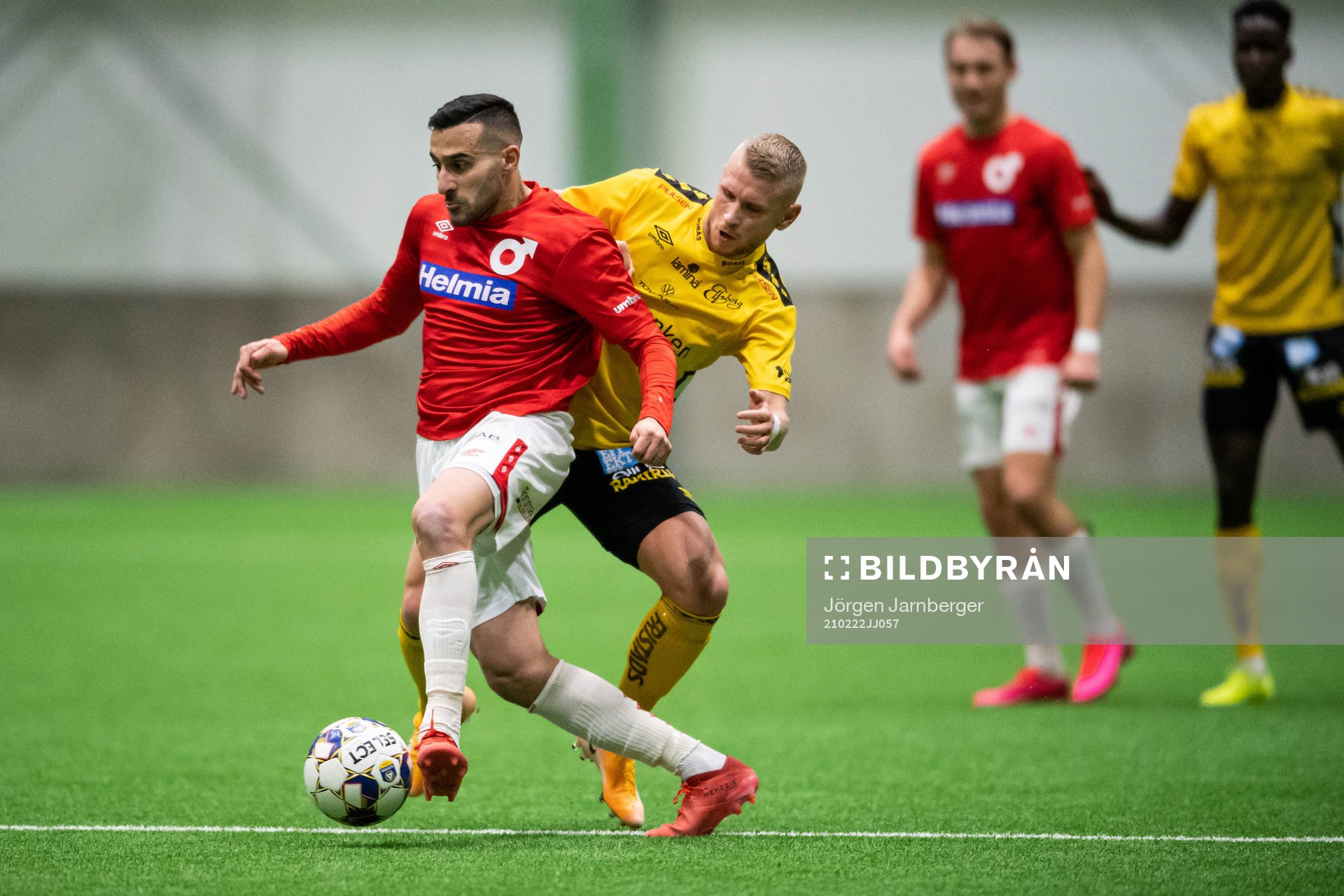 Degerfors Sargon Abraham och Elfsborgs Simon Strand