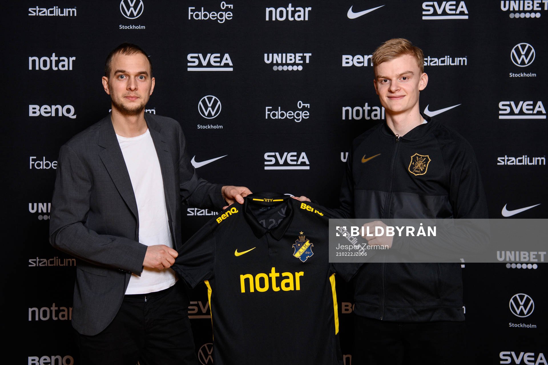 s sportchef Henrik Jurelius med Lucas Forsberg som