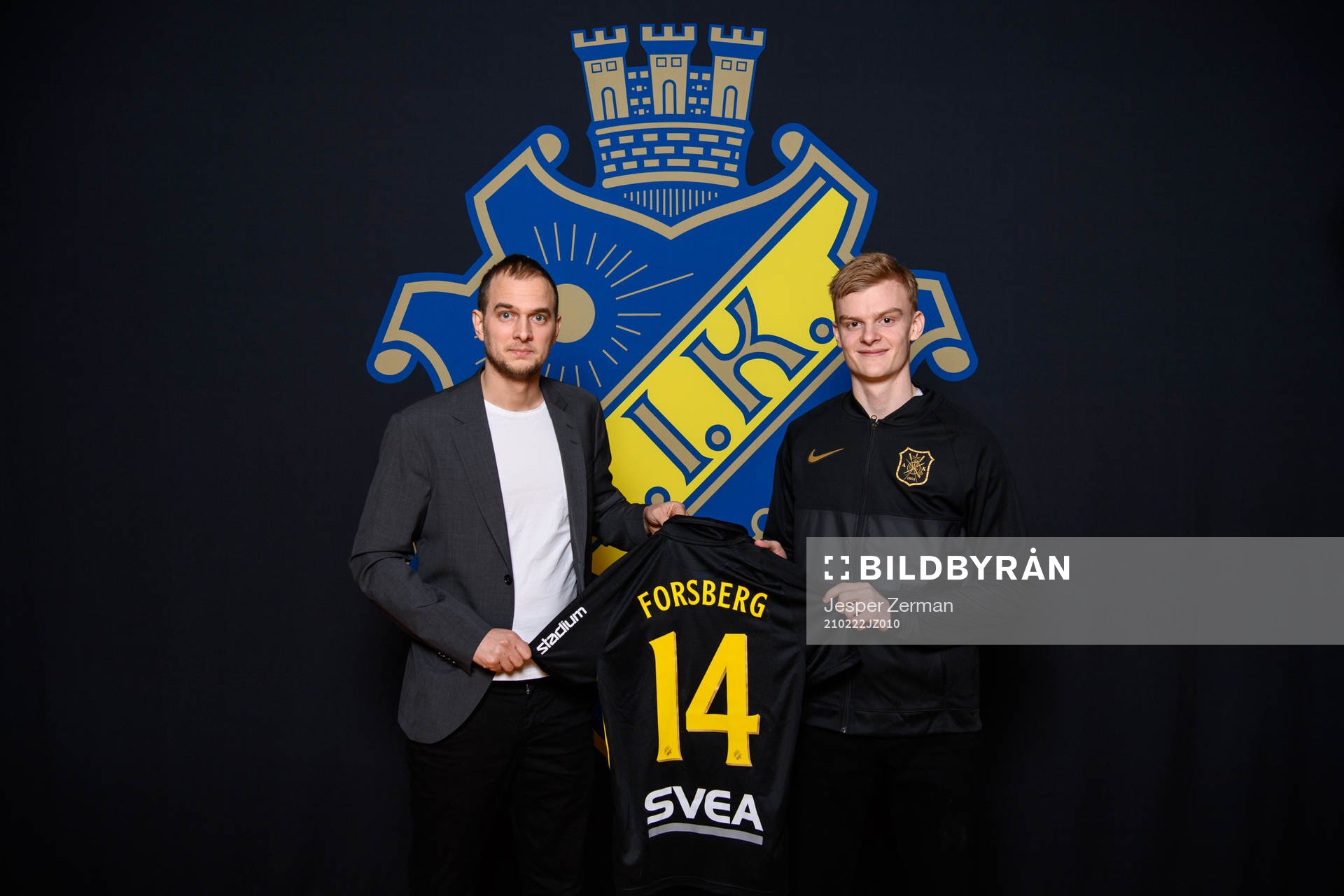 s sportchef Henrik Jurelius med Lucas Forsberg som