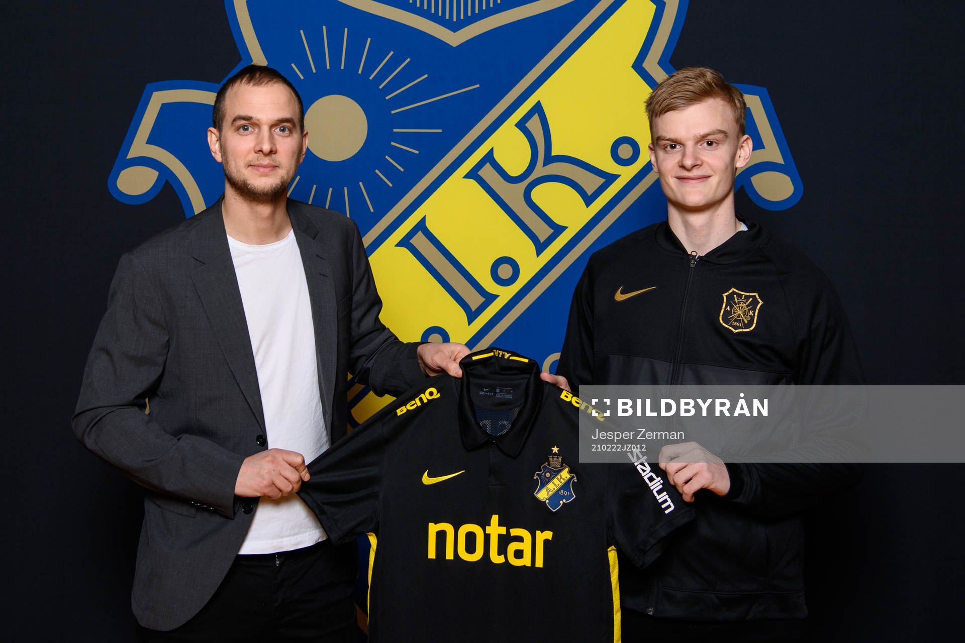 s sportchef Henrik Jurelius med Lucas Forsberg som