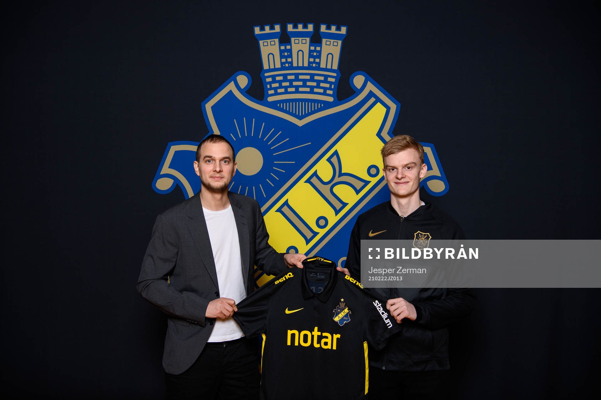s sportchef Henrik Jurelius med Lucas Forsberg som