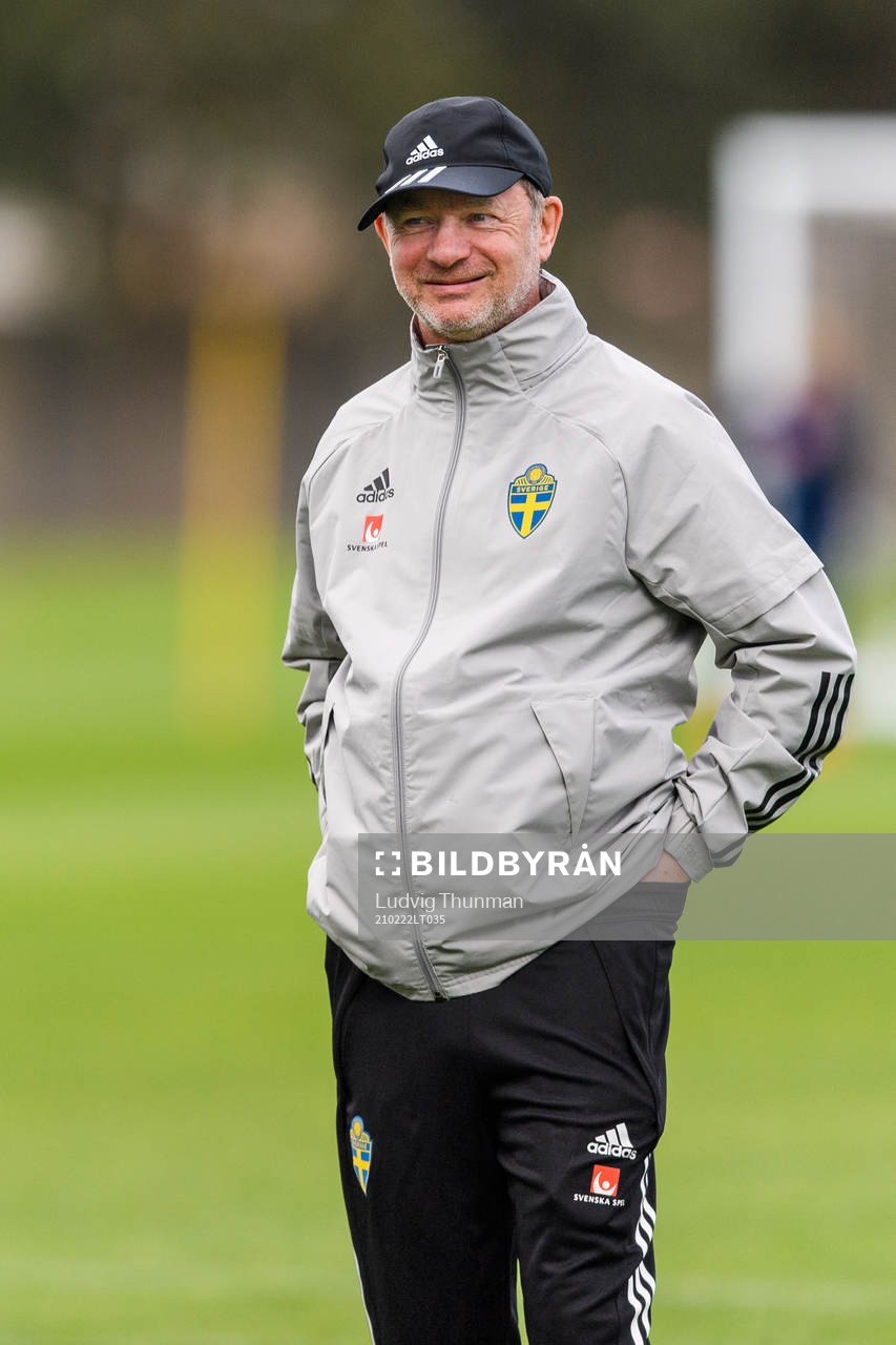 Peter Gerhardsson, Head coach