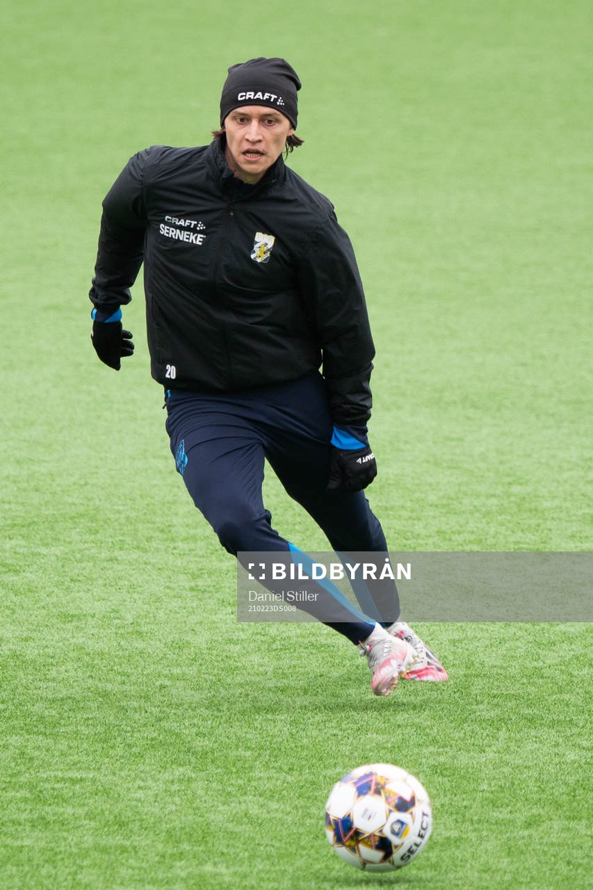 Simon Thern