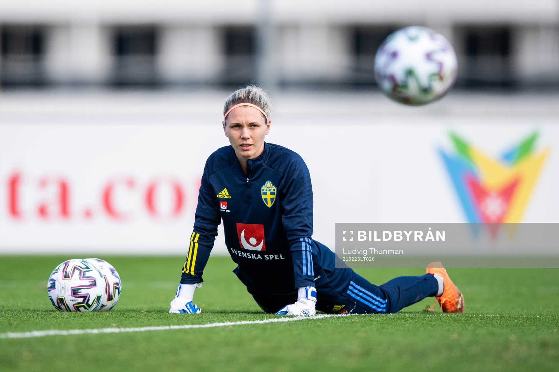 goalkeeper Jennifer Falk of Sweden