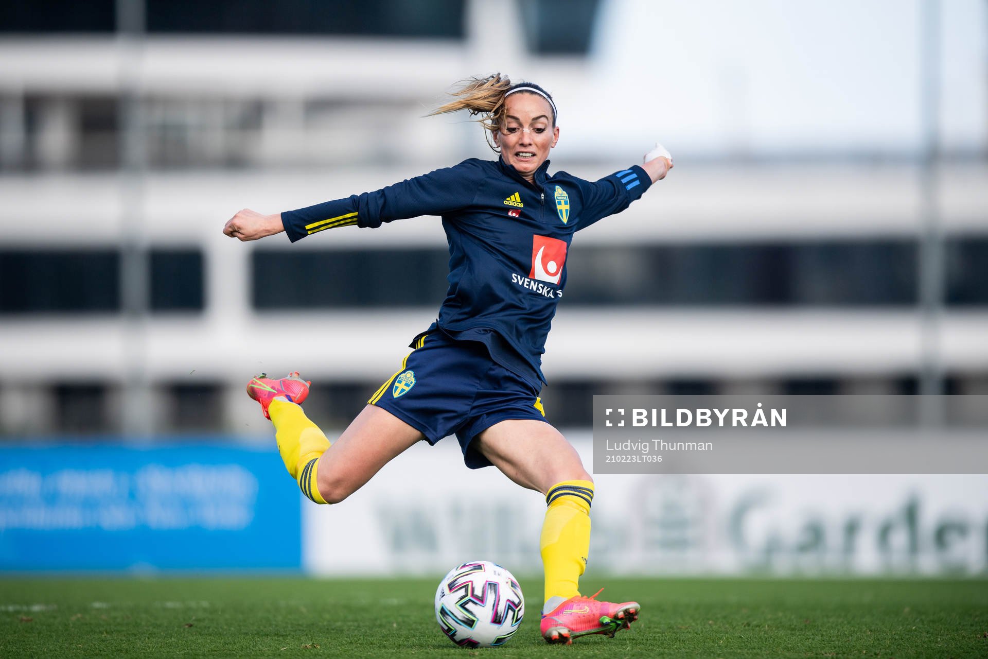 Kosovare Asllani of Sweden