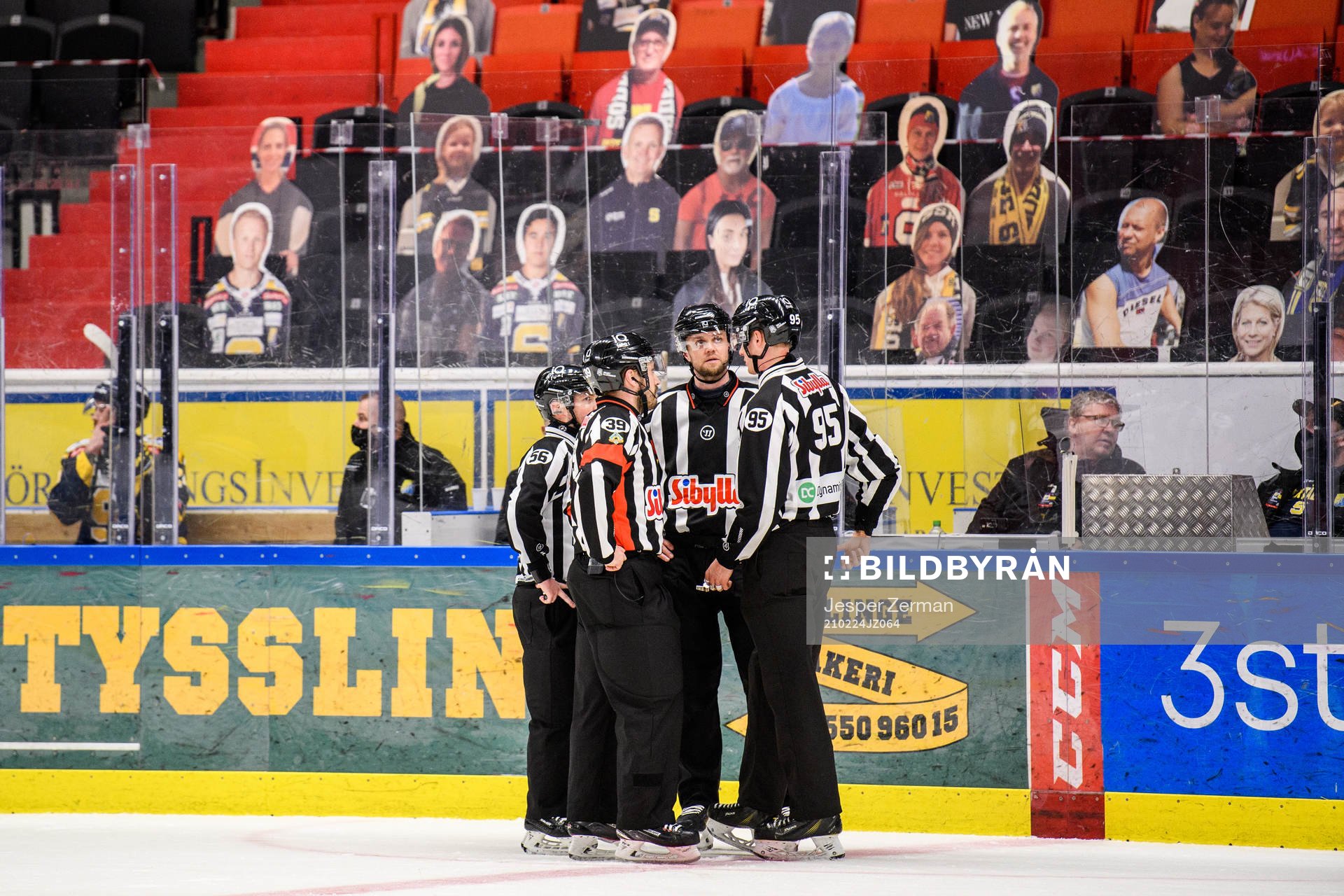 Domare Oscar Leander-Olsson, Domare Mattias Enroth, Domare