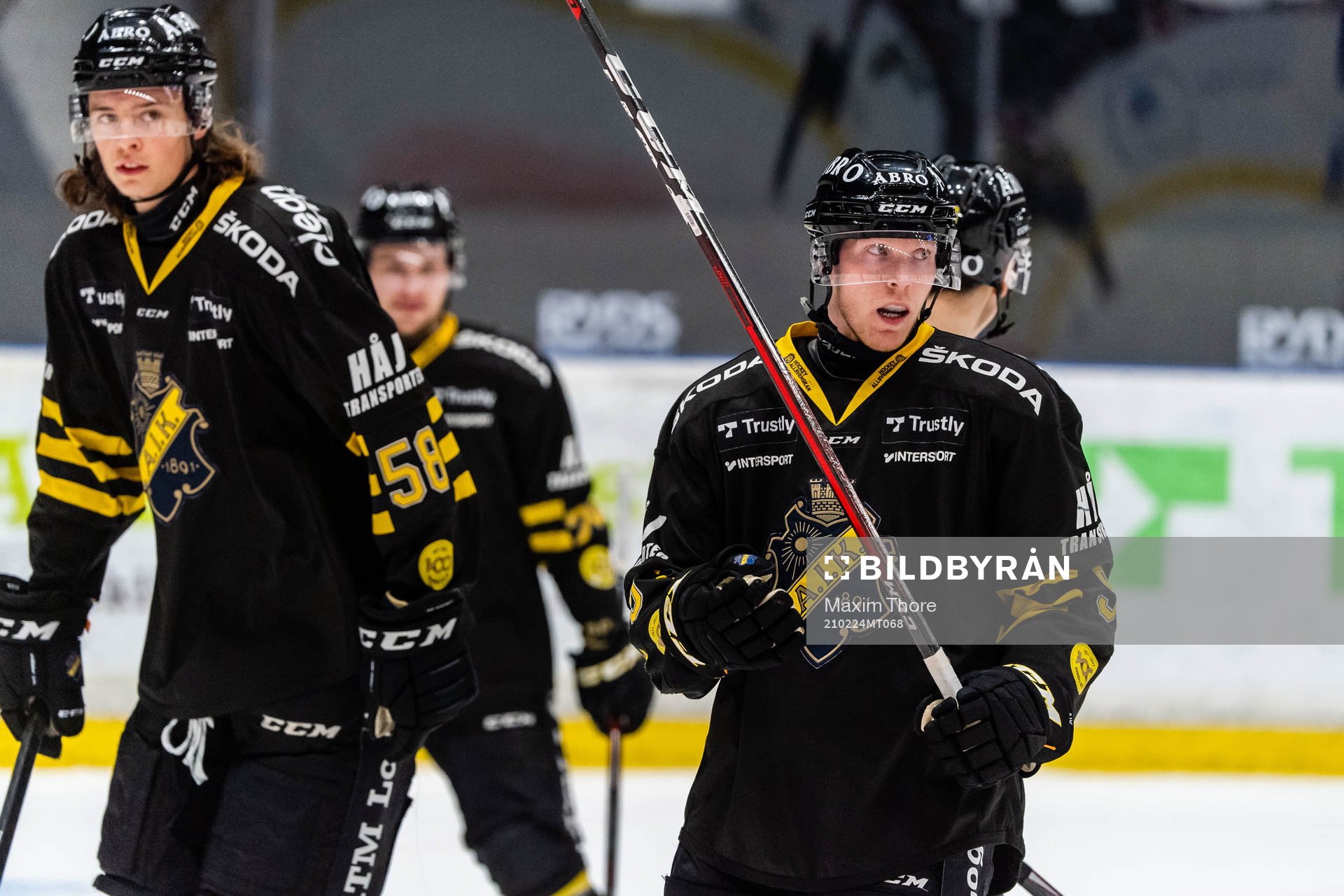 s Alexander Svensson deppar med lagkamrater
