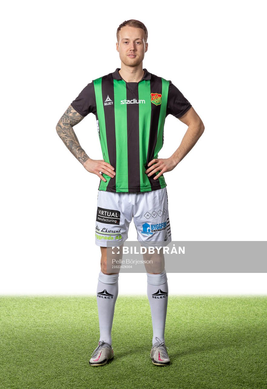 Gais Daniel Sterner poserar för ett porträtt den 24 februari 2021 i Göteborg.