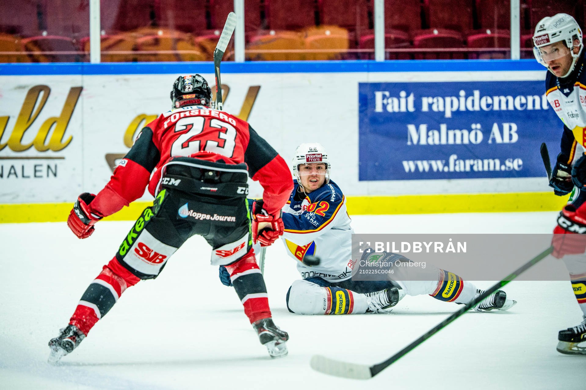 Djurgårdens Manuel Ågren mot Malmö Redhawks Christoffer