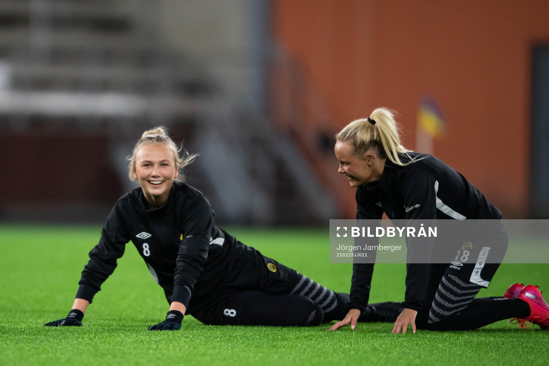 Linn Sångberg och Moa Skoglund