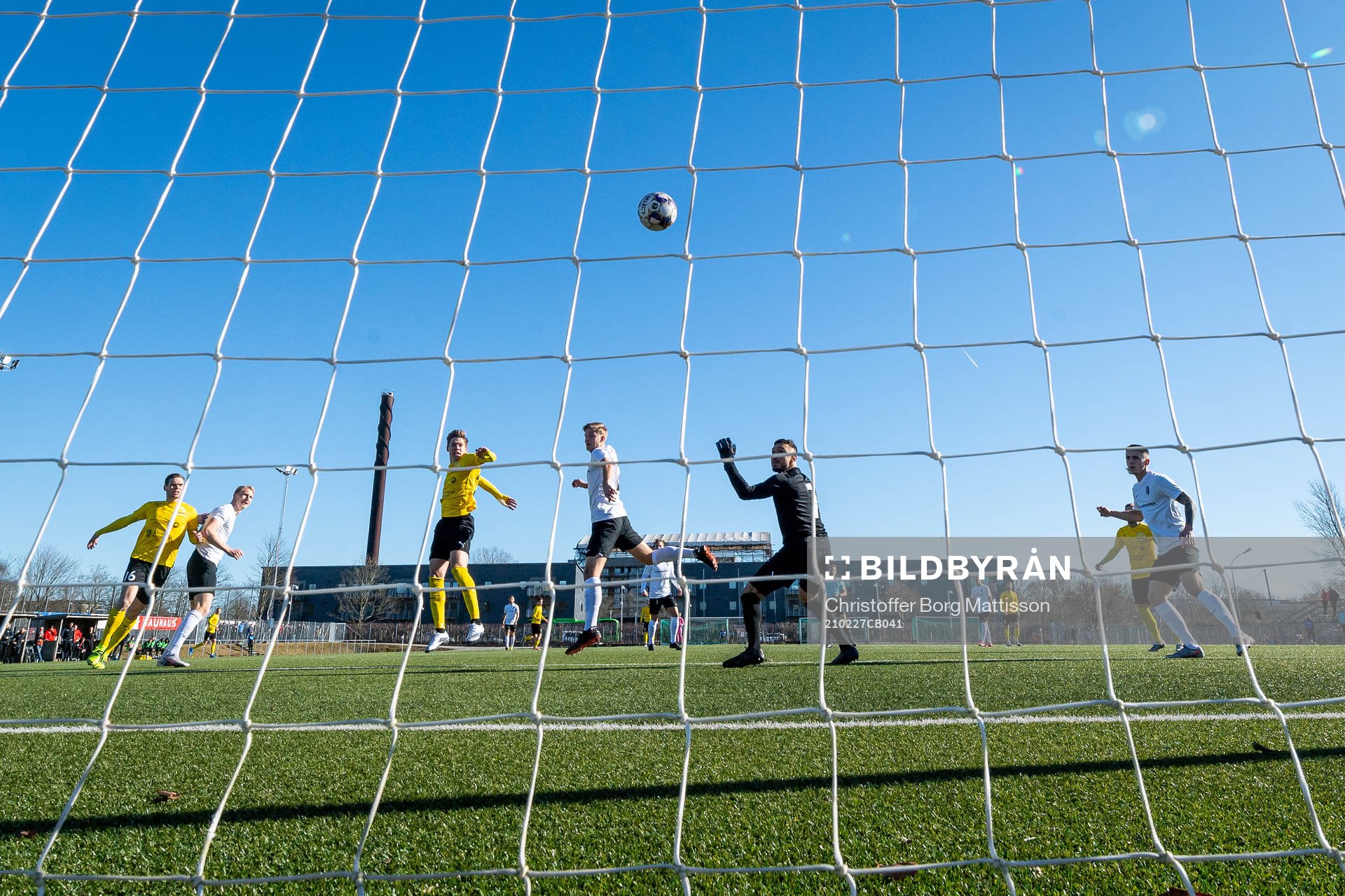 Mjällbys Taylor Silverholt gör 0-1