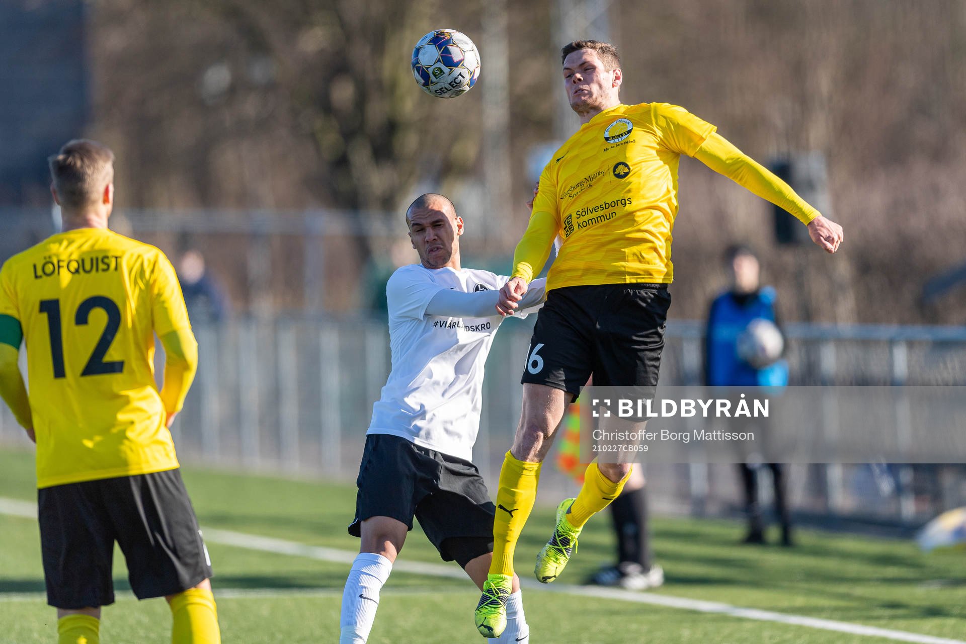 Landskronas Sumar Almadjed och Mjällbys Jacob Bergström