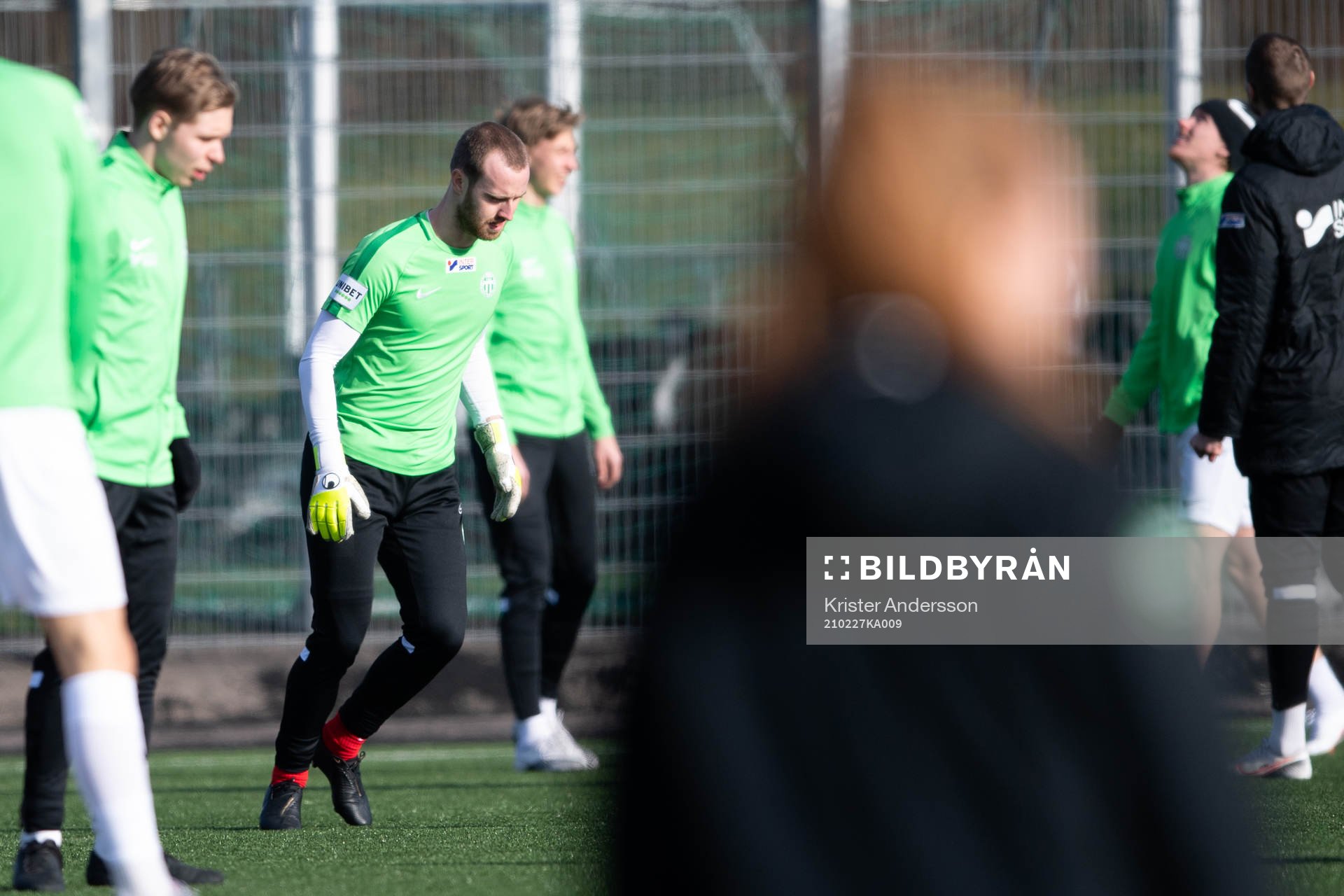 Västerås målvakt Daniel Svensson före fotbollsmatchen i