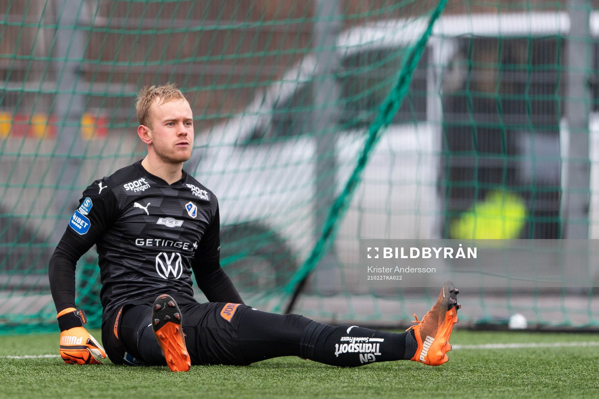 Halmstads målvakt Malte Påhlsson deppar