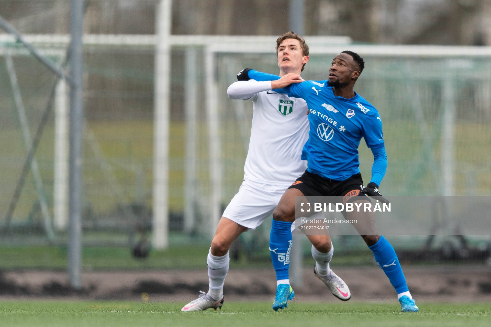 Västerås Albin Sporrong och Halmstads Sadat Karim