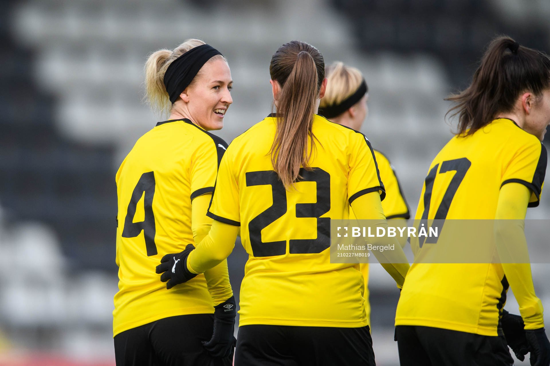 Häckens Filippa Curmark jublar