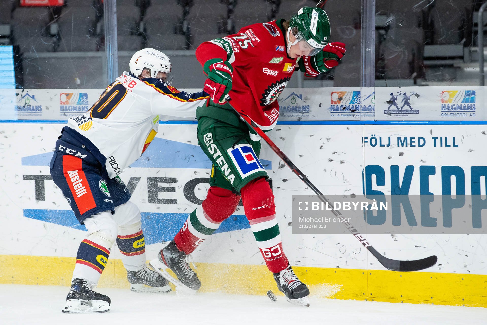 Djurgårdens Tobias Ekberg och Frölundas Elmer Söderblom
